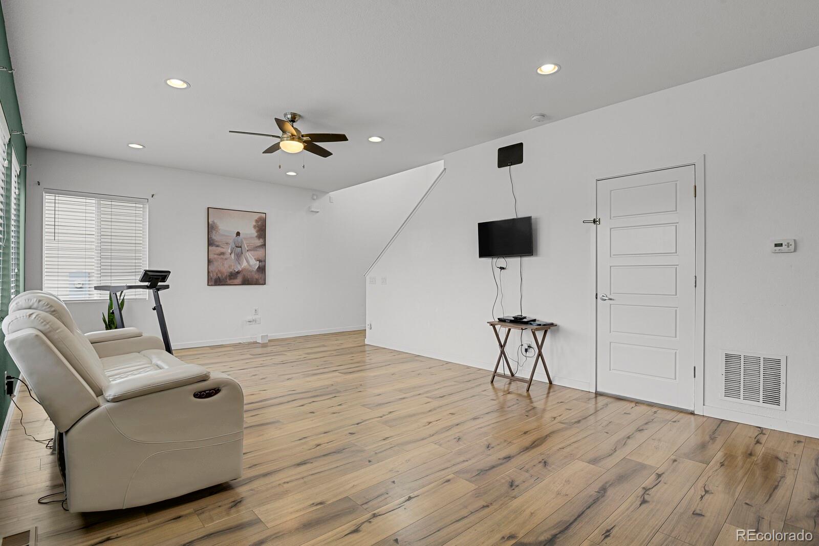 MLS Image #7 for 11081  richfield circle,commerce city, Colorado