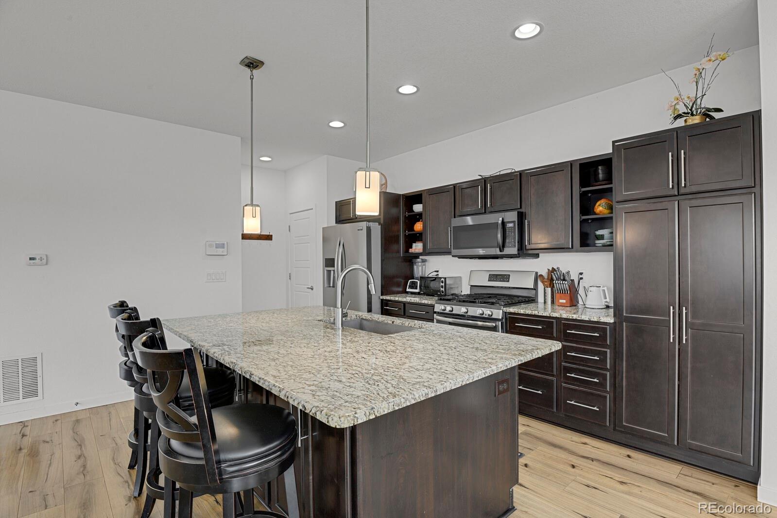 MLS Image #9 for 11081  richfield circle,commerce city, Colorado