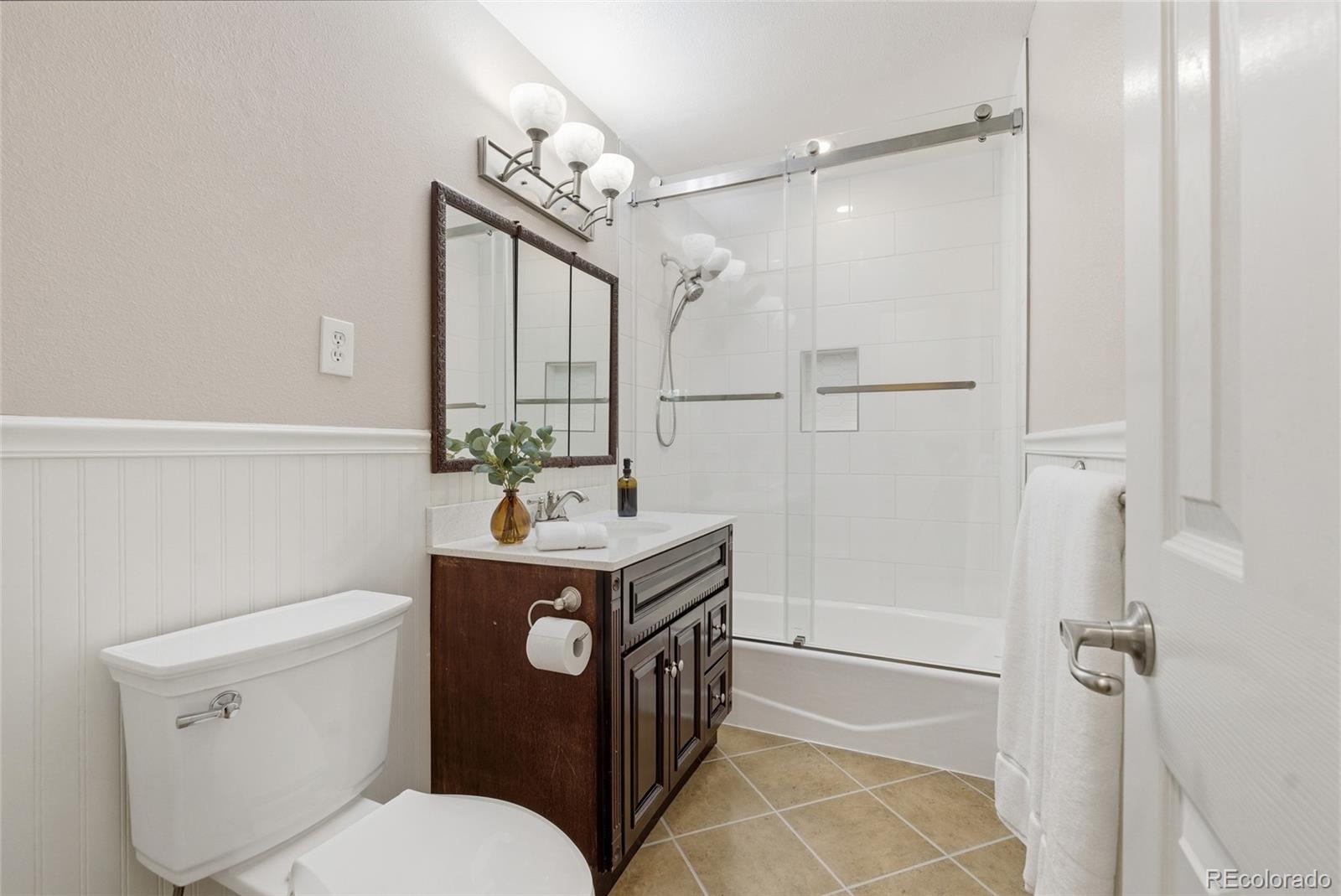 MLS Image #17 for 5655  nebraska way,denver, Colorado