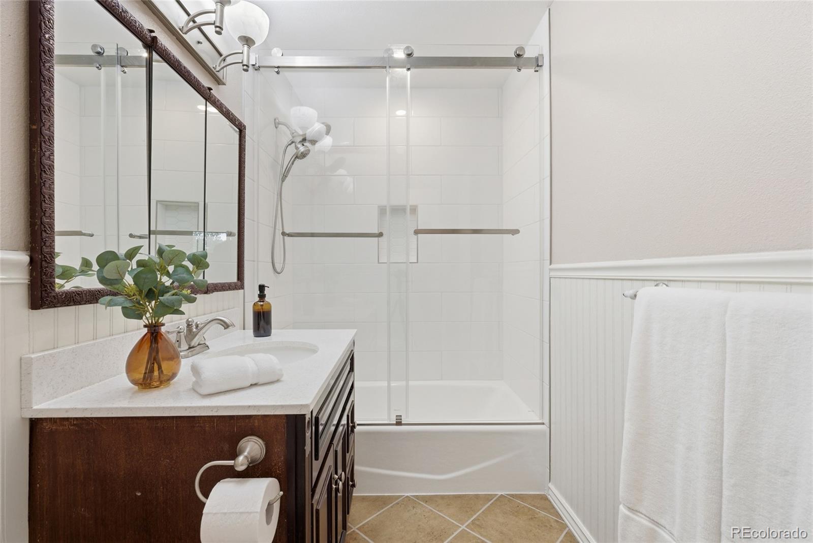 MLS Image #18 for 5655  nebraska way,denver, Colorado