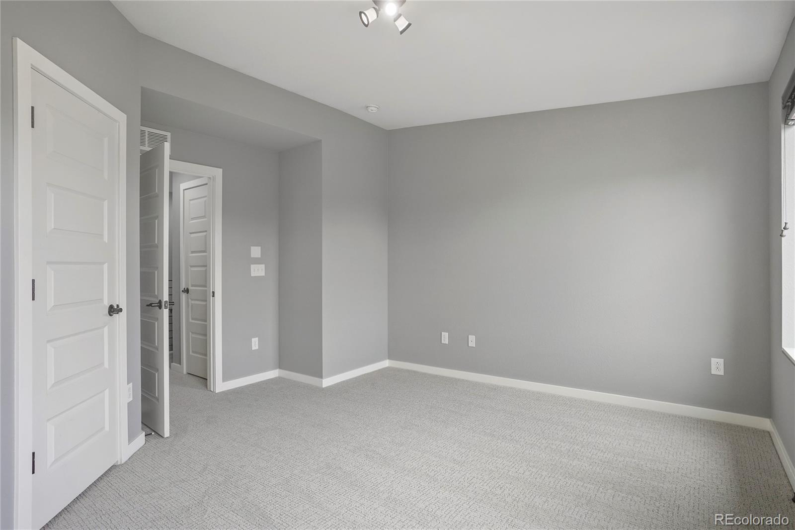 MLS Image #33 for 8226 e 24th drive,denver, Colorado