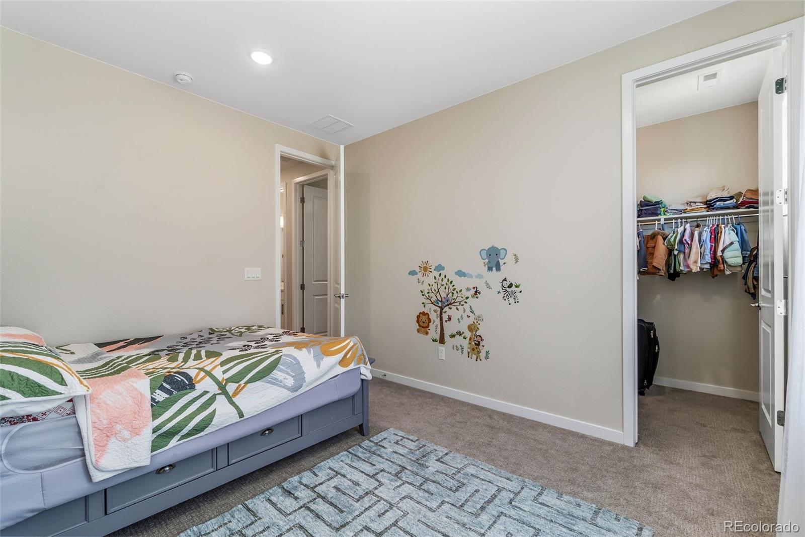 MLS Image #27 for 23933 e 39th avenue,aurora, Colorado