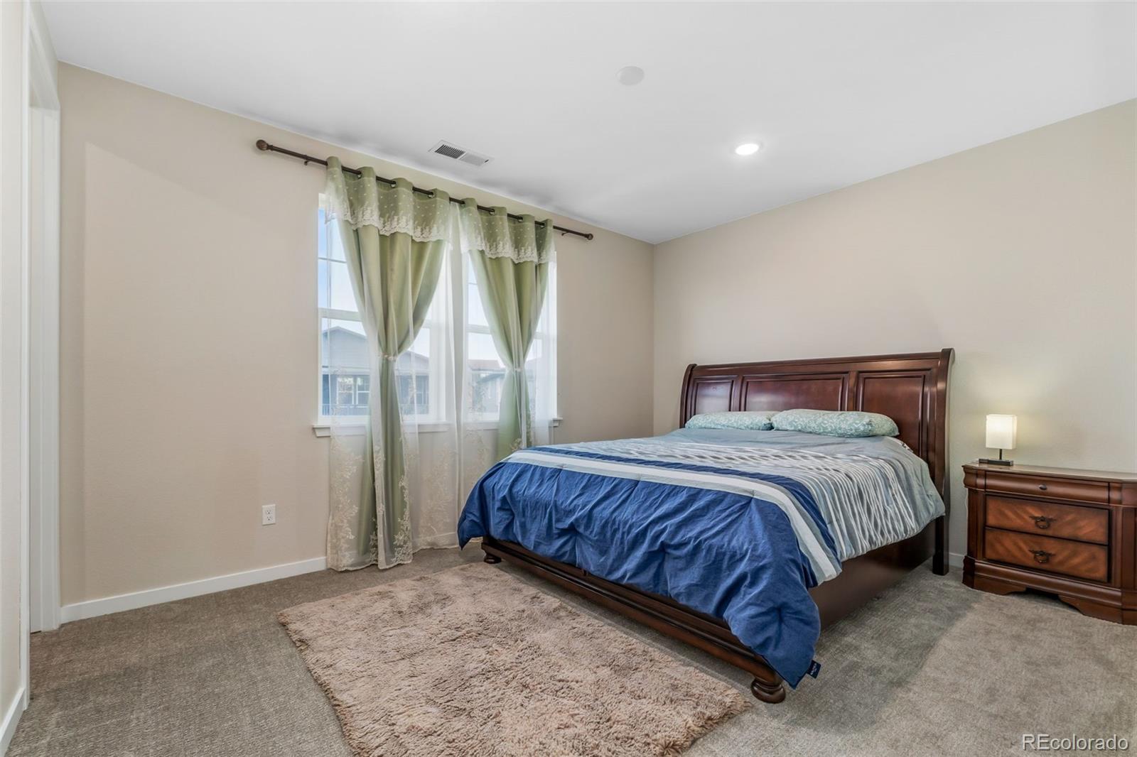 MLS Image #29 for 23933 e 39th avenue,aurora, Colorado