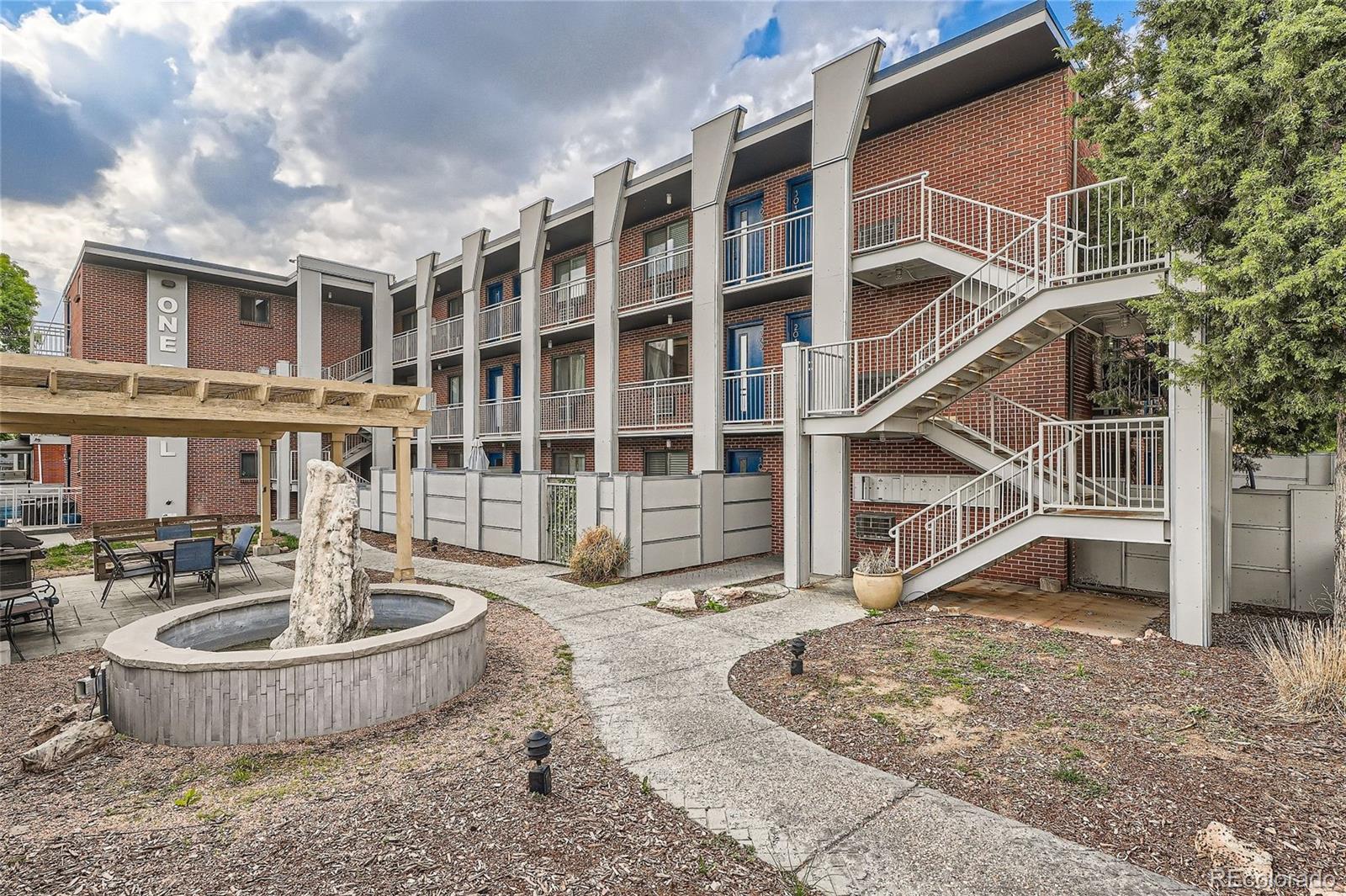MLS Image #11 for 1 n pearl street,denver, Colorado
