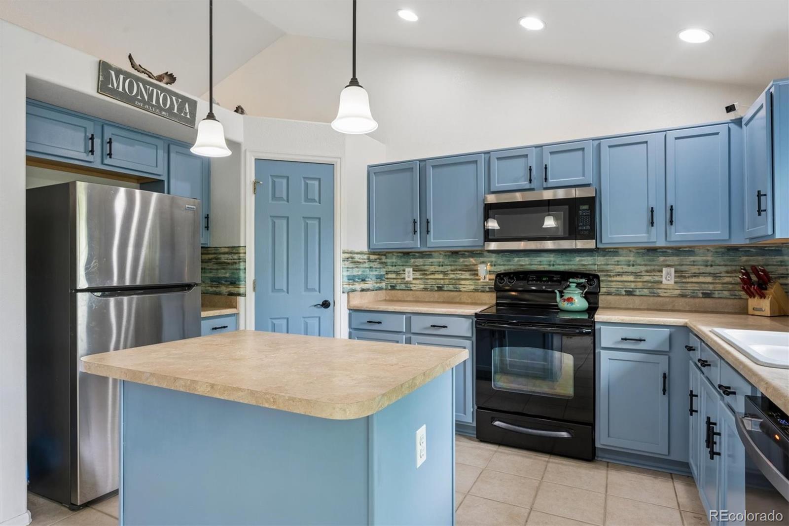 MLS Image #7 for 11470  kenton street,commerce city, Colorado