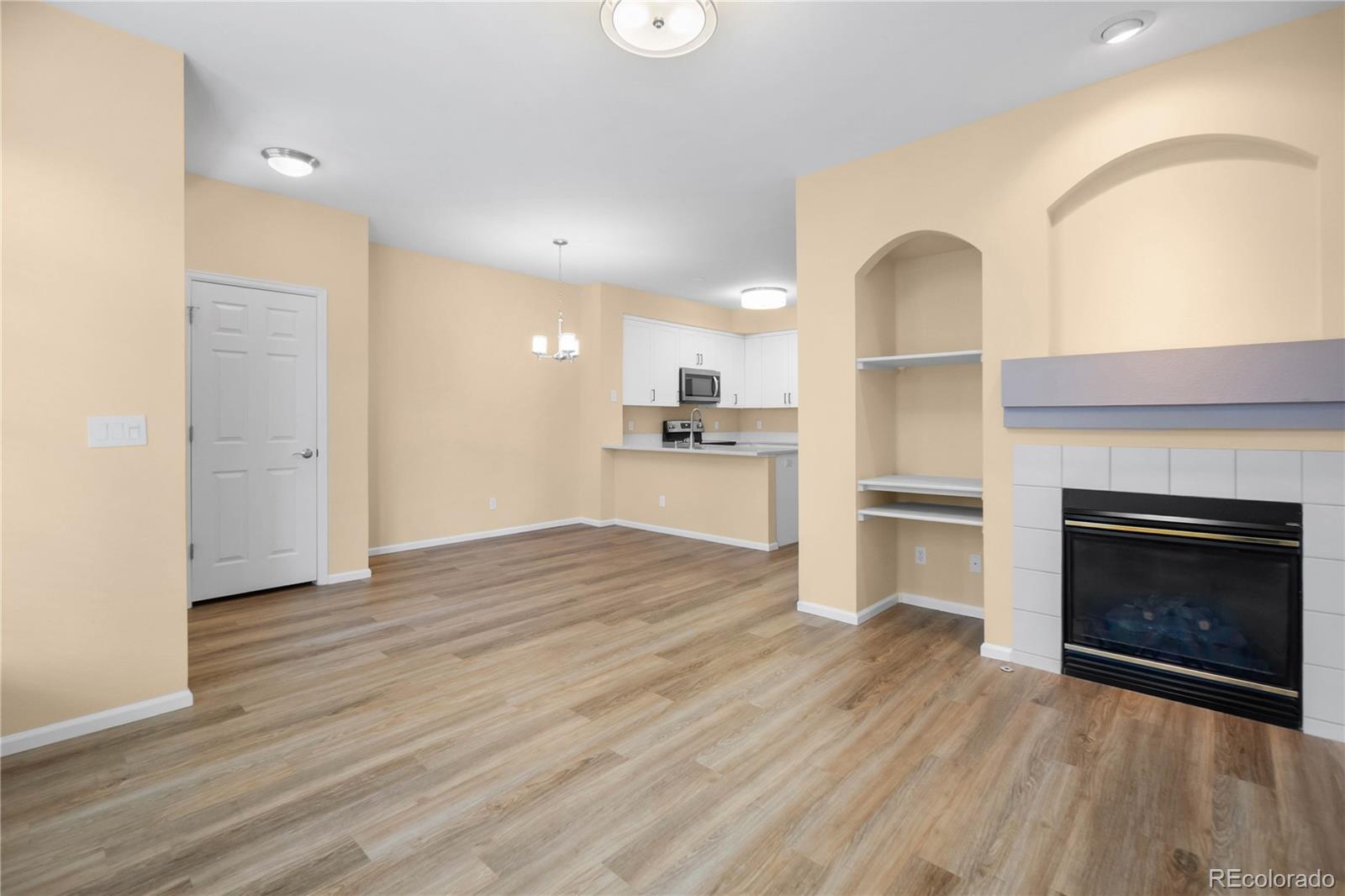 MLS Image #9 for 5555 e briarwood avenue,centennial, Colorado