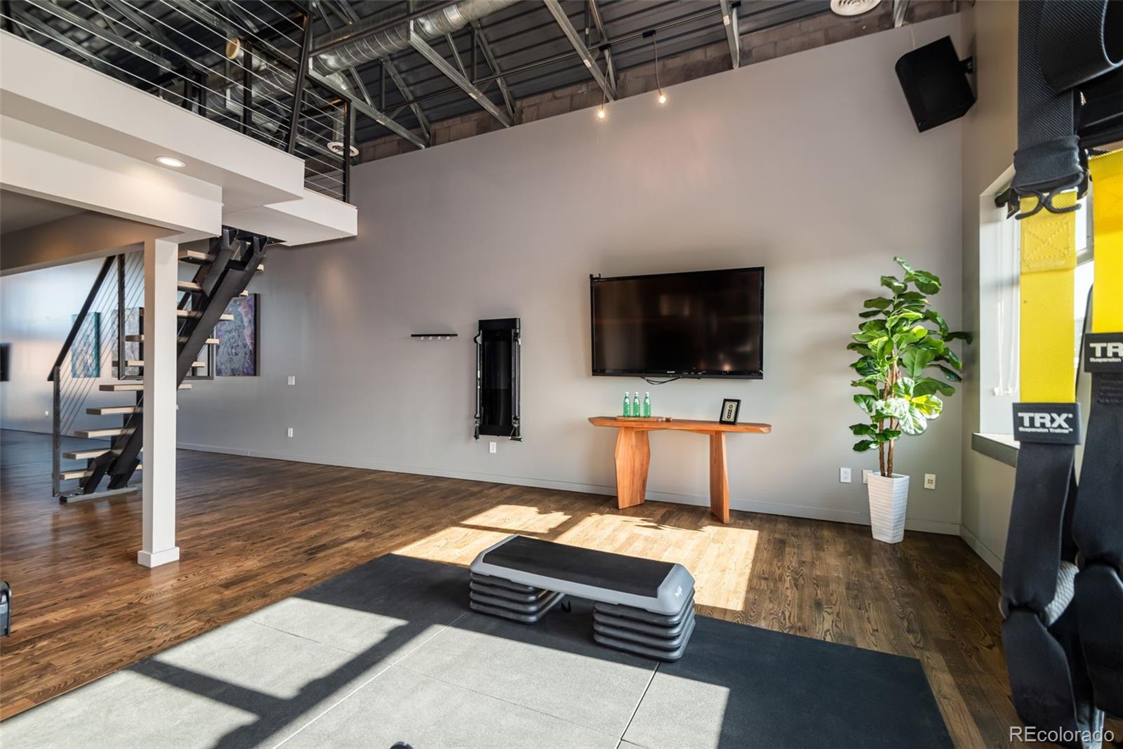 MLS Image #19 for 919  santa fe drive,denver, Colorado