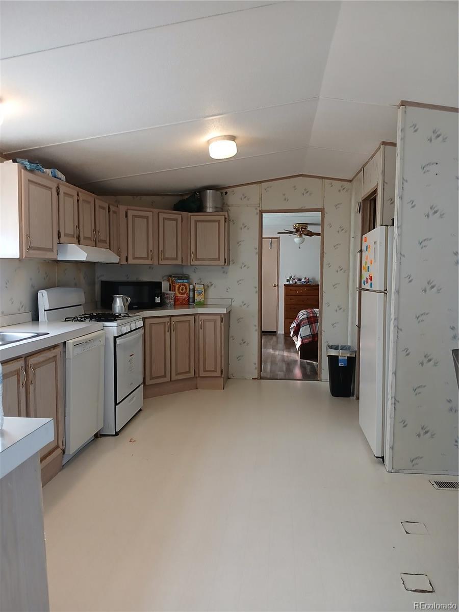 MLS Image #9 for 8529  colorado court,denver, Colorado