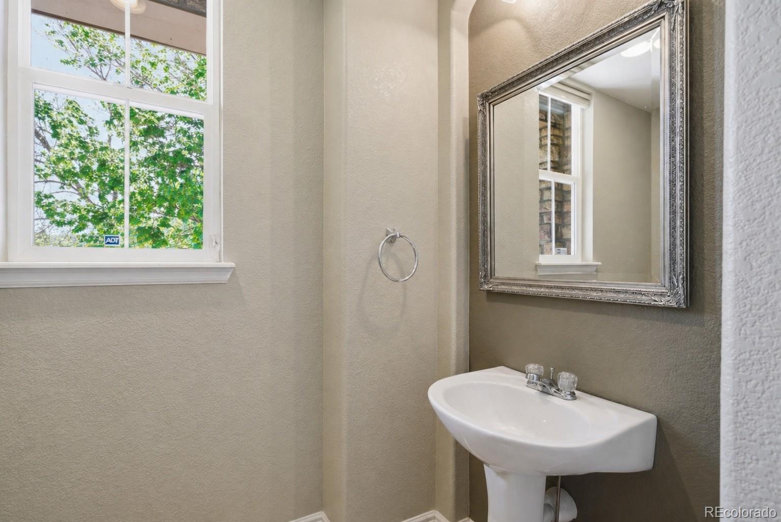MLS Image #18 for 11313  navajo circle,denver, Colorado