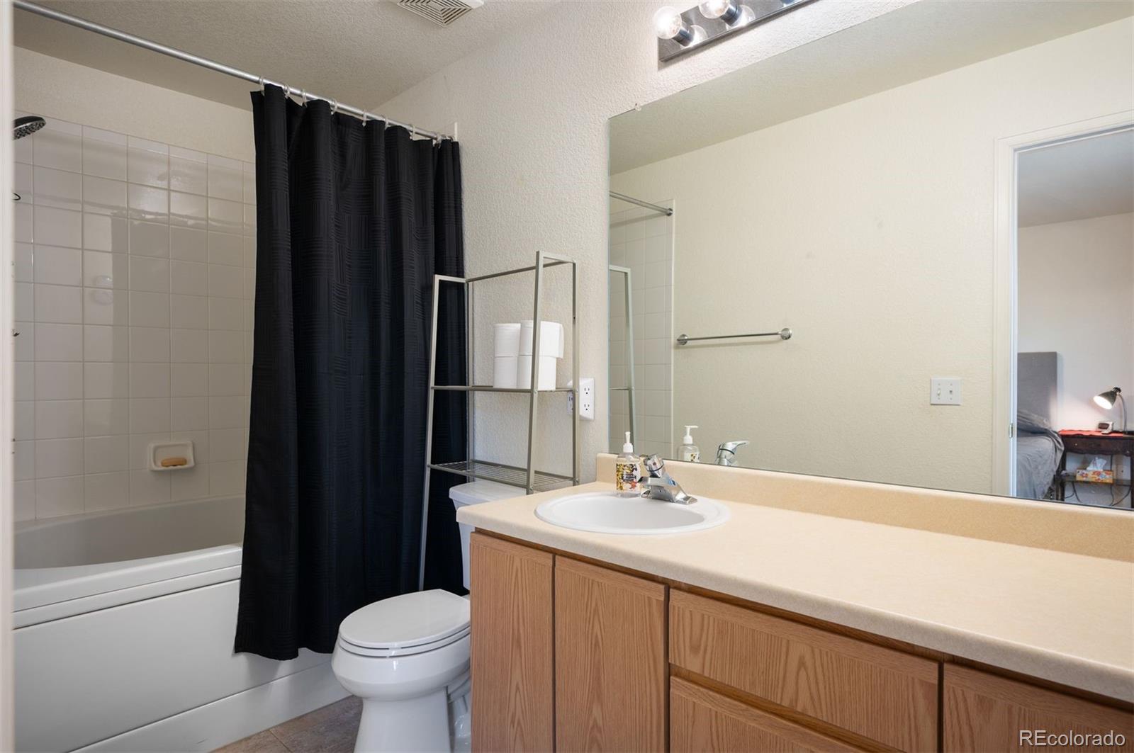 MLS Image #18 for 4819  halifax way,denver, Colorado