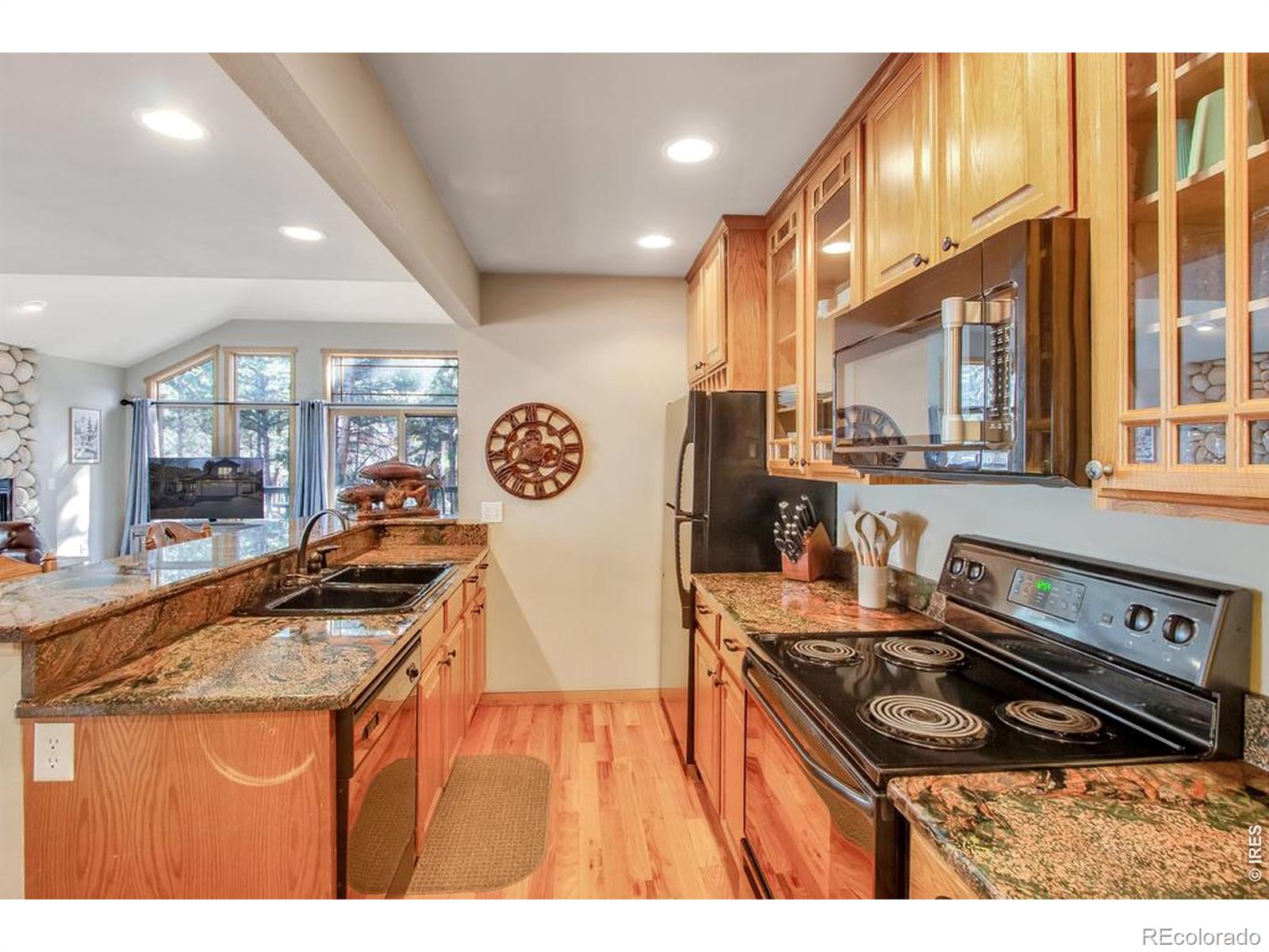 MLS Image #11 for 650  park river place,estes park, Colorado