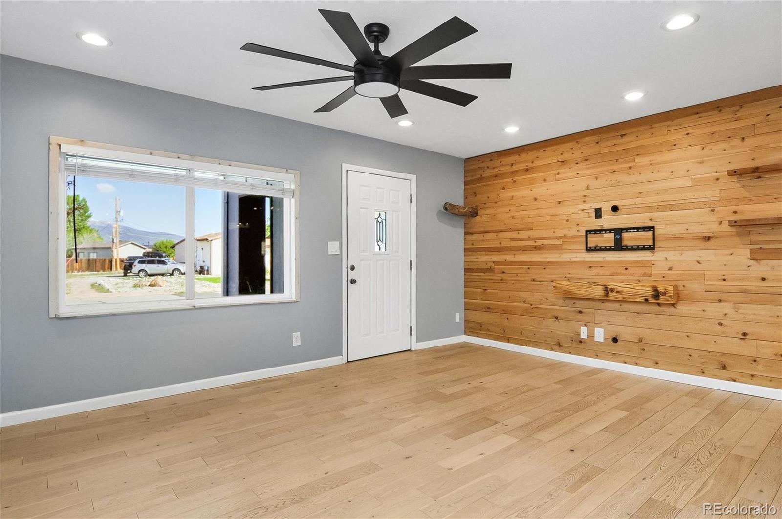 MLS Image #3 for 114  harvard lane,buena vista, Colorado