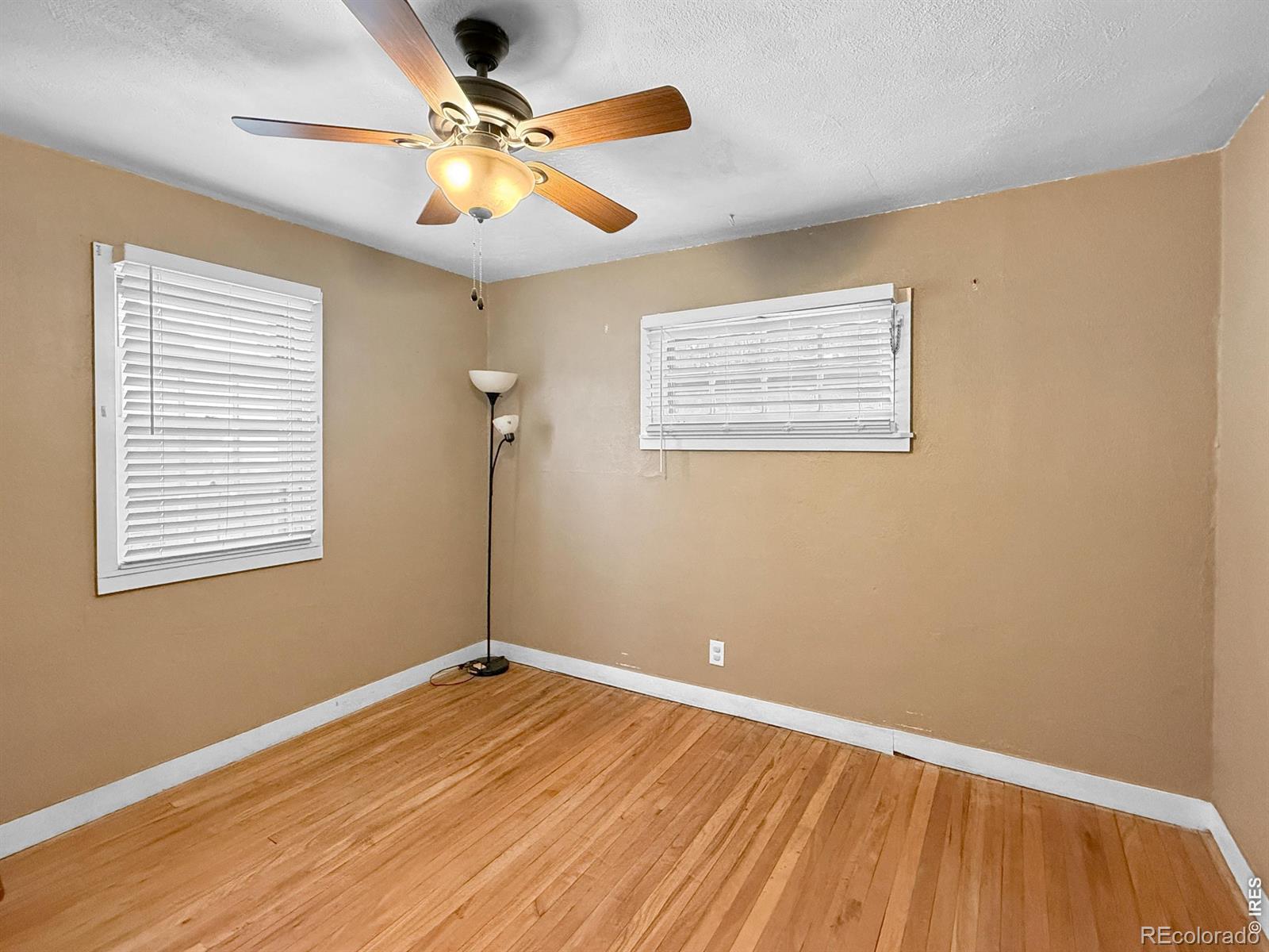 MLS Image #14 for 103  stone court,sterling, Colorado