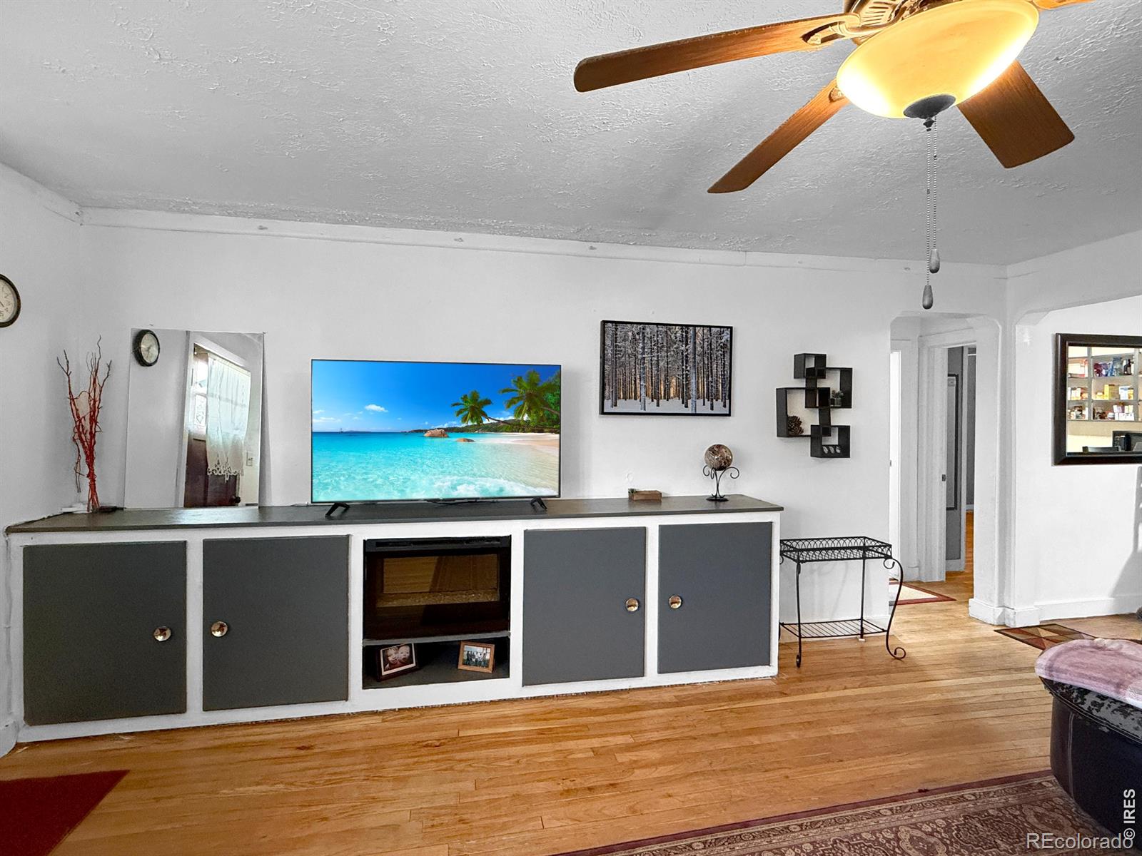 MLS Image #3 for 103  stone court,sterling, Colorado