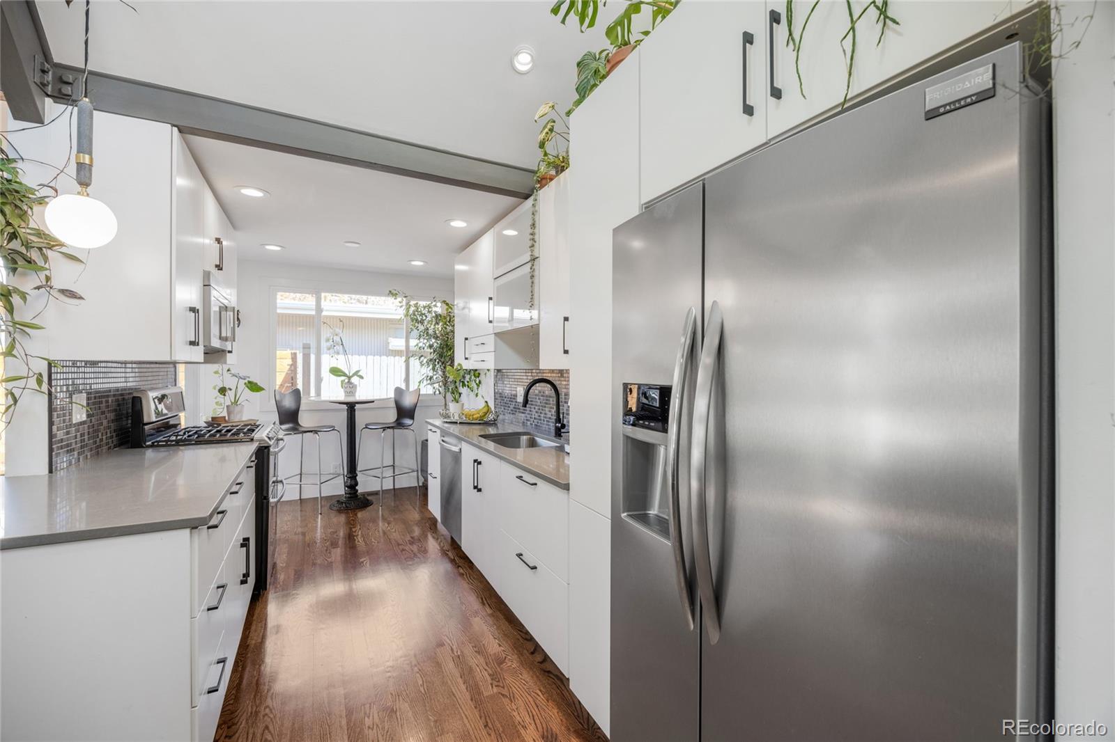 MLS Image #21 for 1380 s dahlia street,denver, Colorado