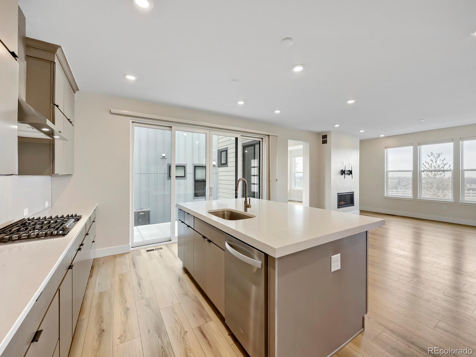 MLS Image #5 for 11797  montoso road,lone tree, Colorado