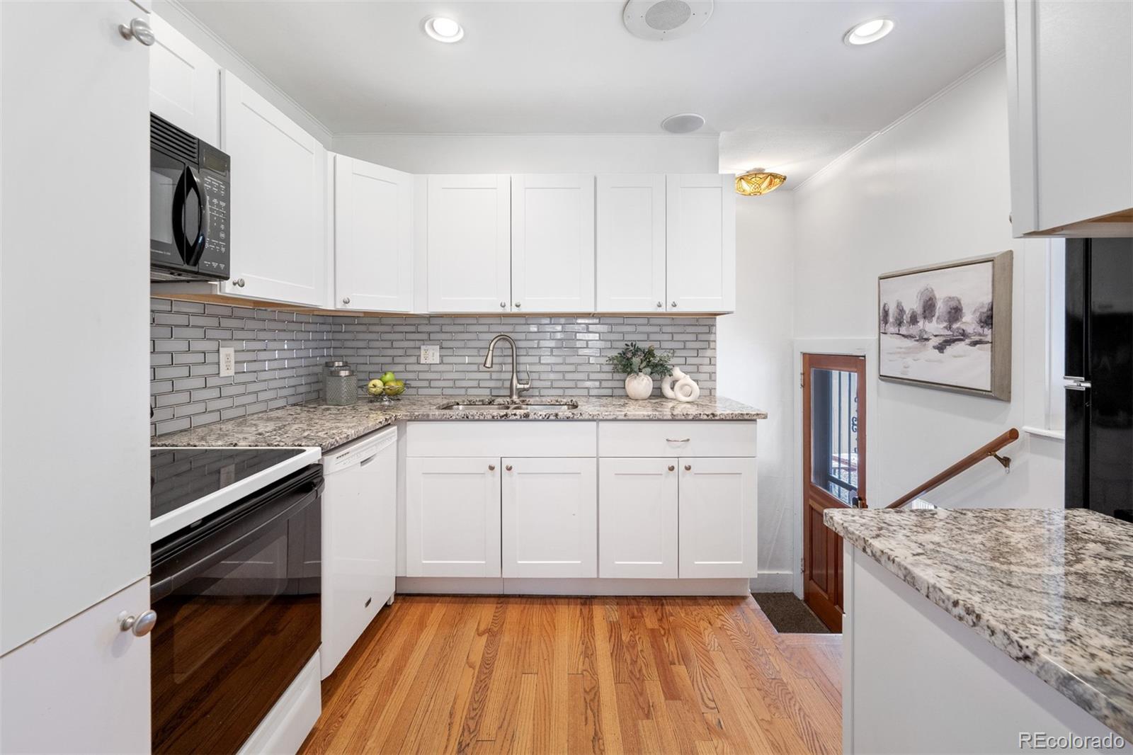 MLS Image #15 for 764 s ogden street,denver, Colorado