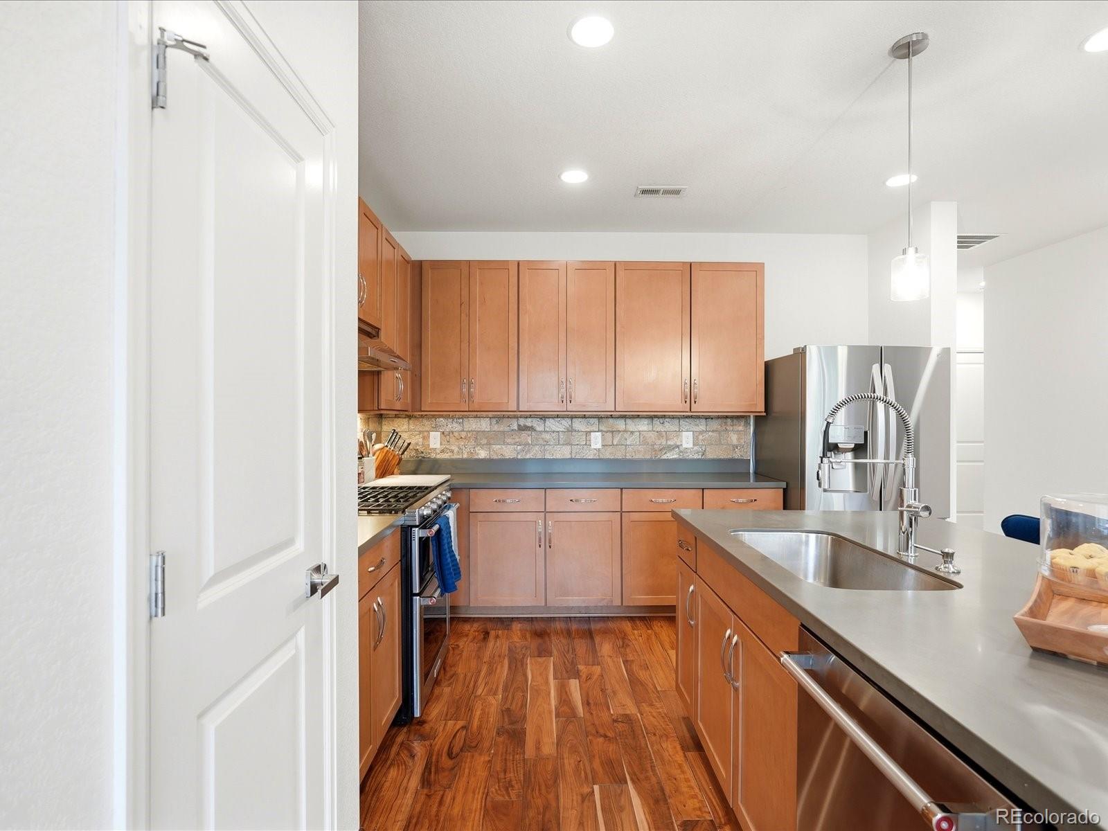 MLS Image #18 for 14941 w 70th avenue,arvada, Colorado