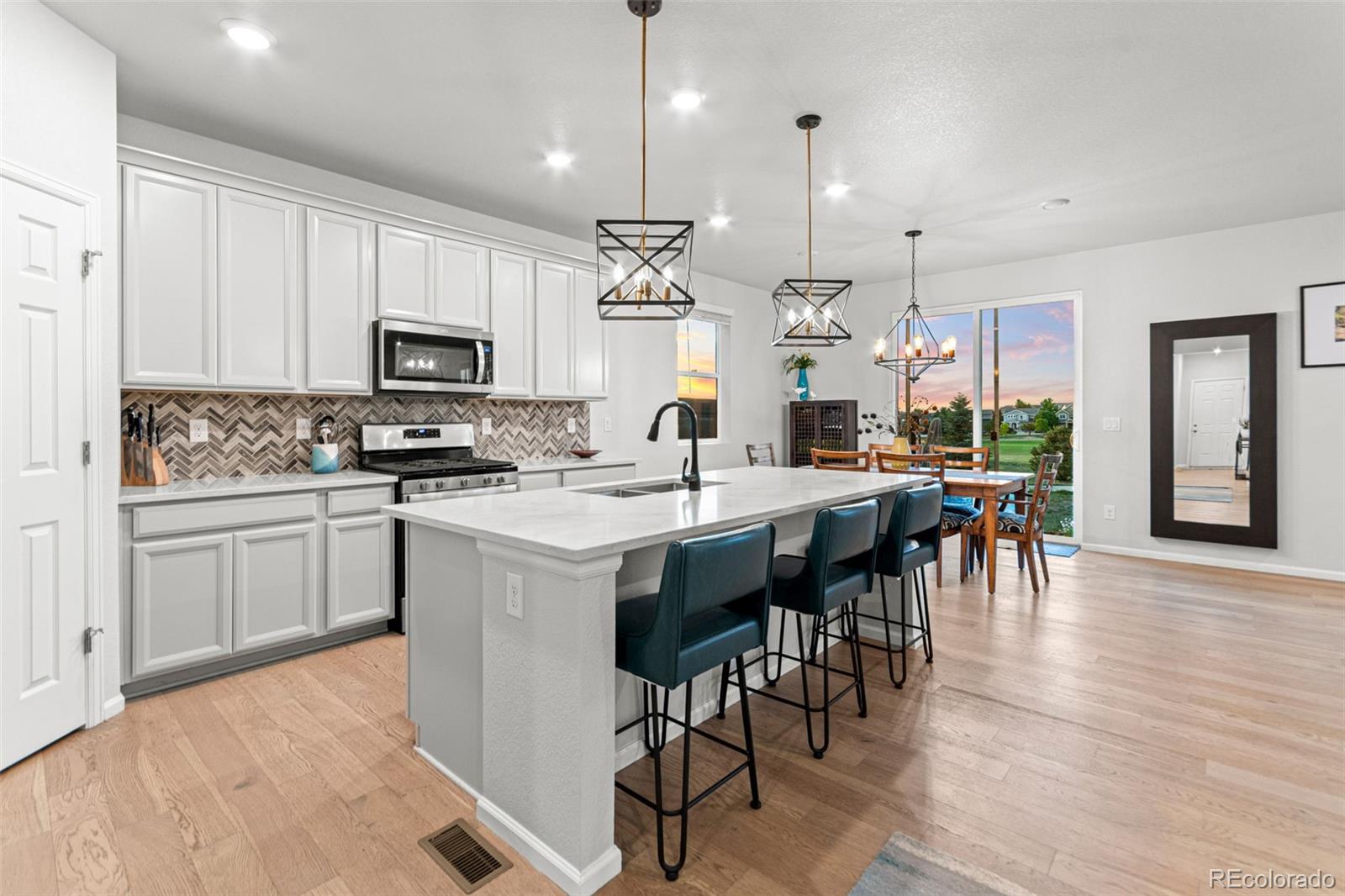 MLS Image #14 for 4103 s nepal circle,aurora, Colorado