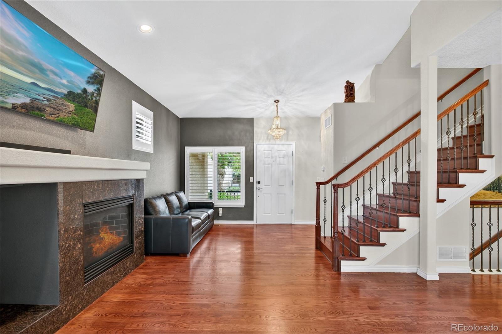 MLS Image #4 for 12056 e lake circle,greenwood village, Colorado