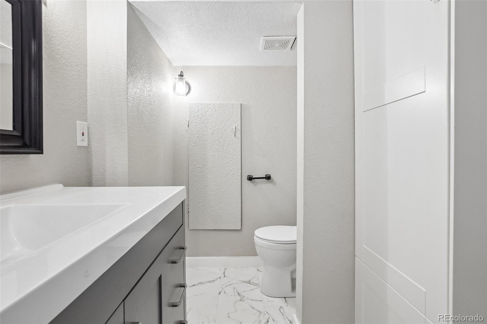 MLS Image #29 for 3855 n cook street,denver, Colorado
