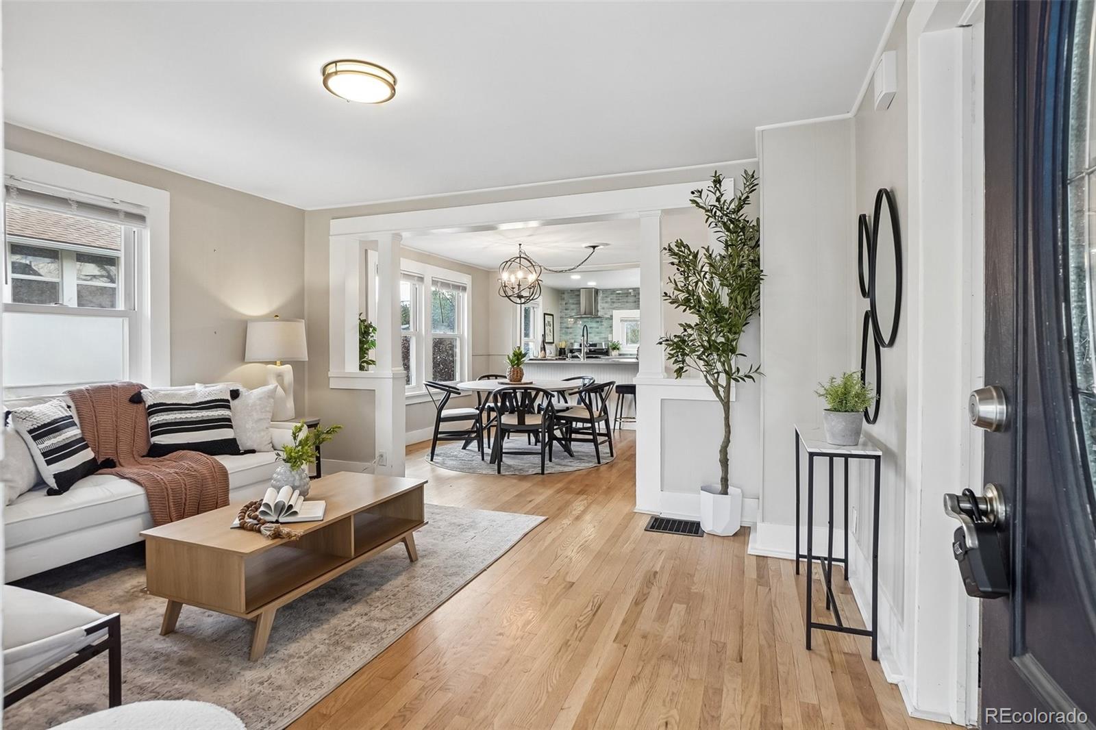 MLS Image #6 for 3855 n cook street,denver, Colorado