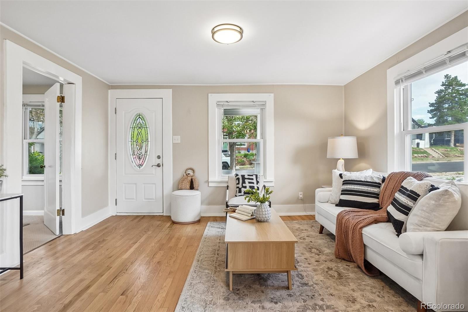 MLS Image #7 for 3855 n cook street,denver, Colorado