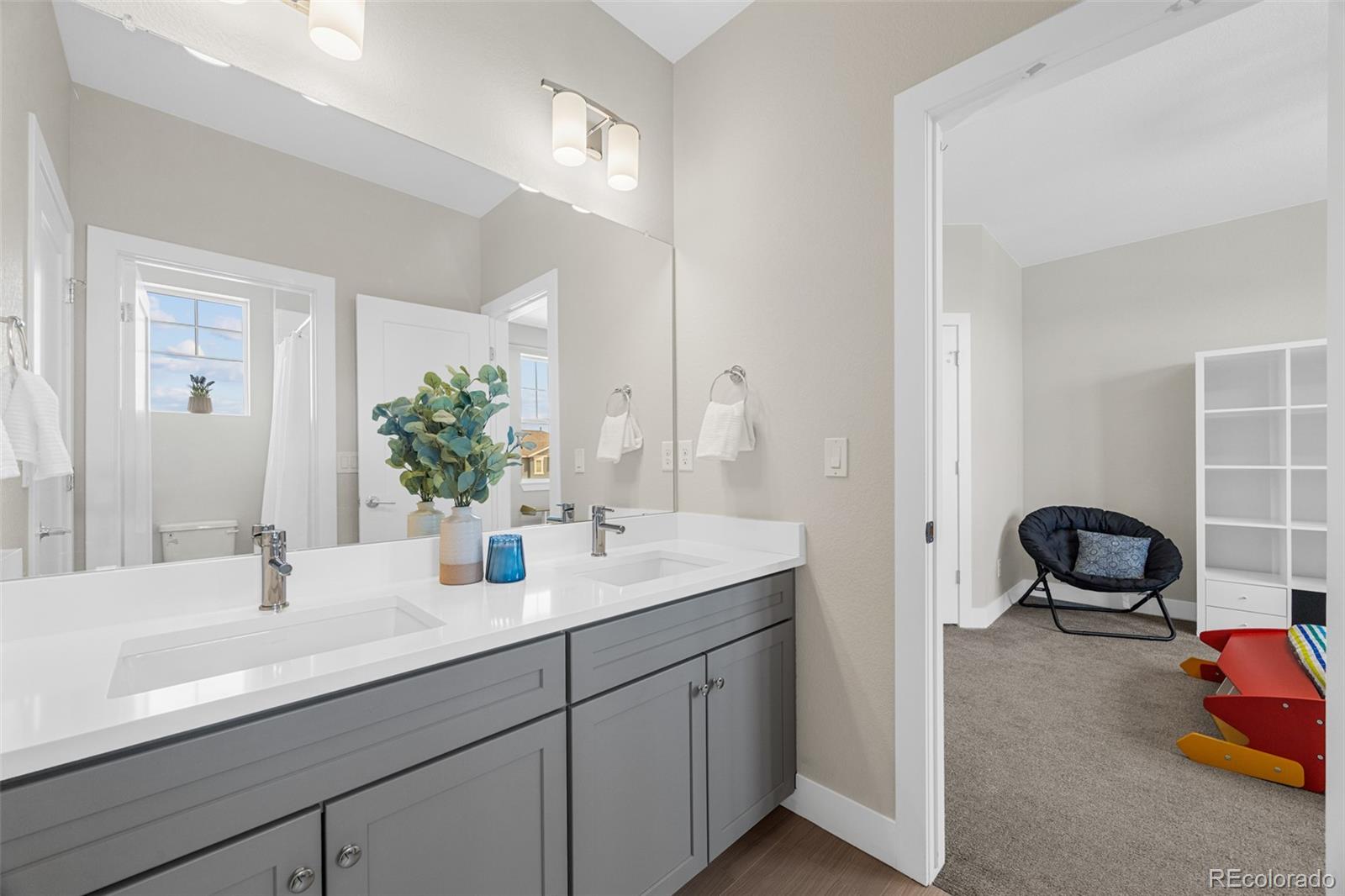MLS Image #33 for 7184 s shady grove court,aurora, Colorado