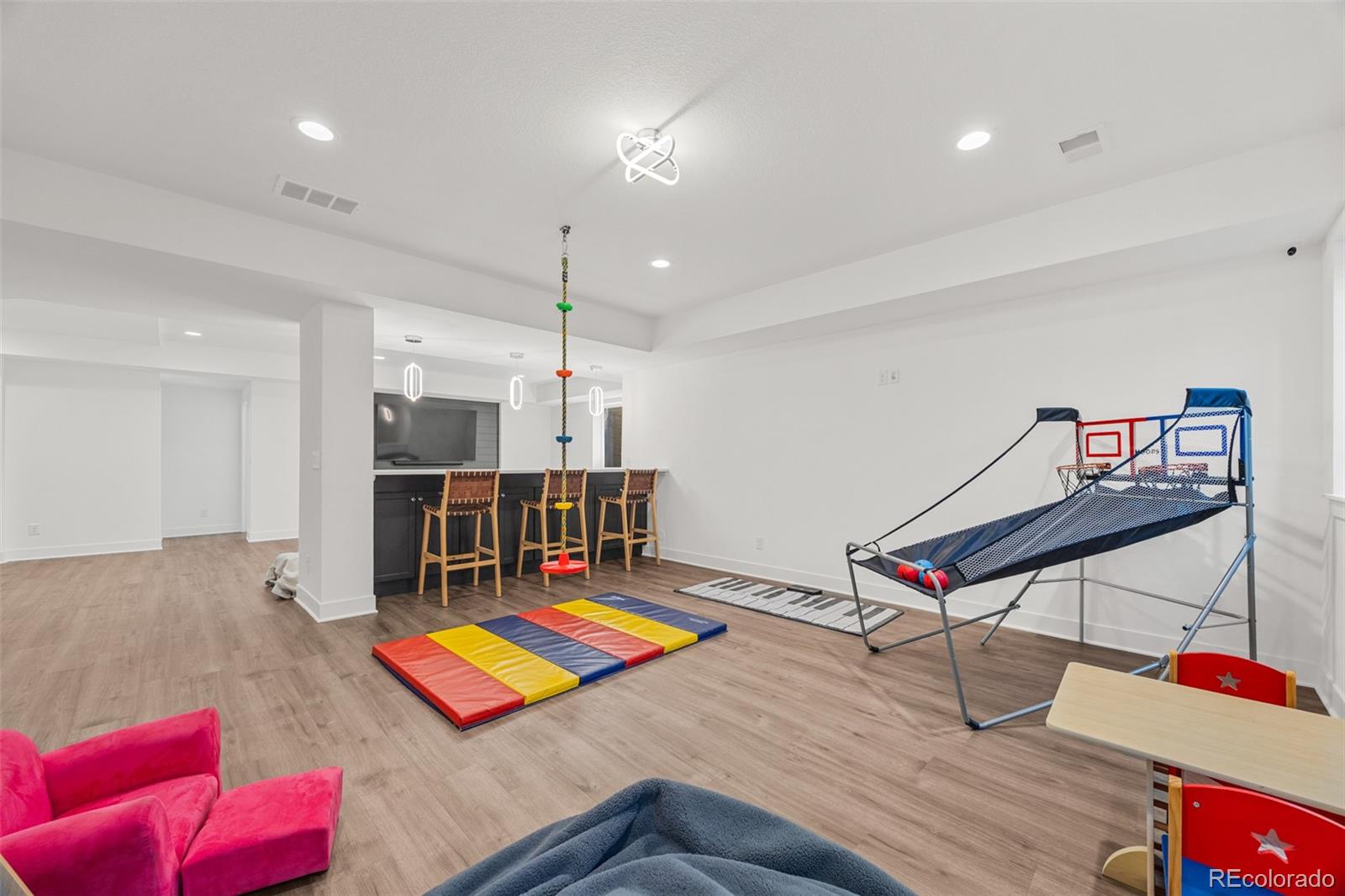 MLS Image #36 for 7184 s shady grove court,aurora, Colorado