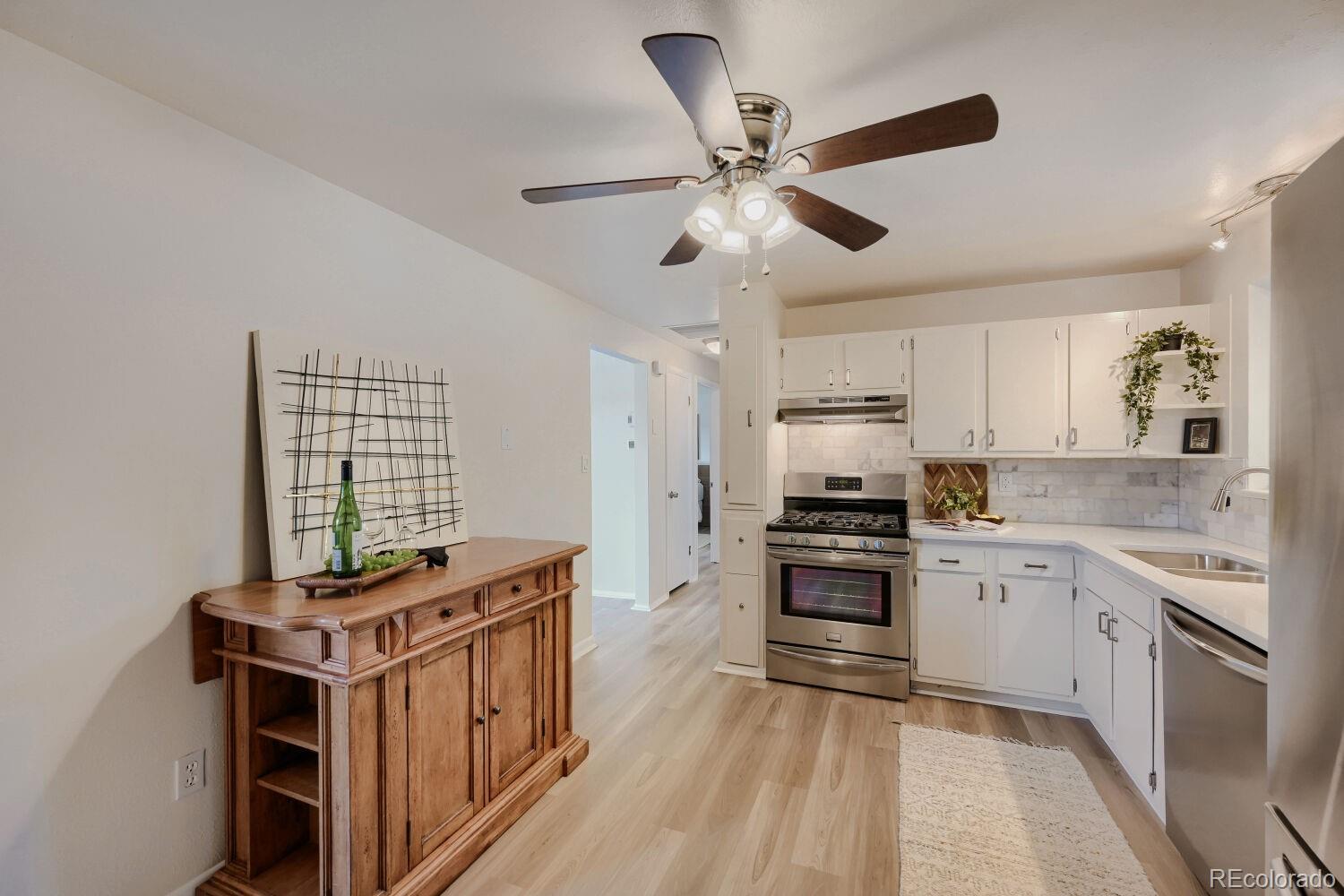MLS Image #5 for 4390 s kalamath street,englewood, Colorado
