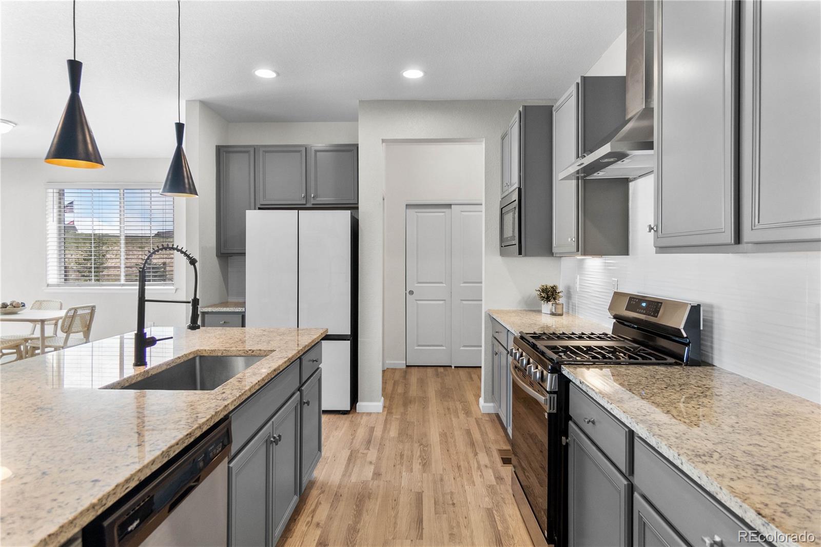 MLS Image #10 for 931 w hopkins drive,elizabeth, Colorado