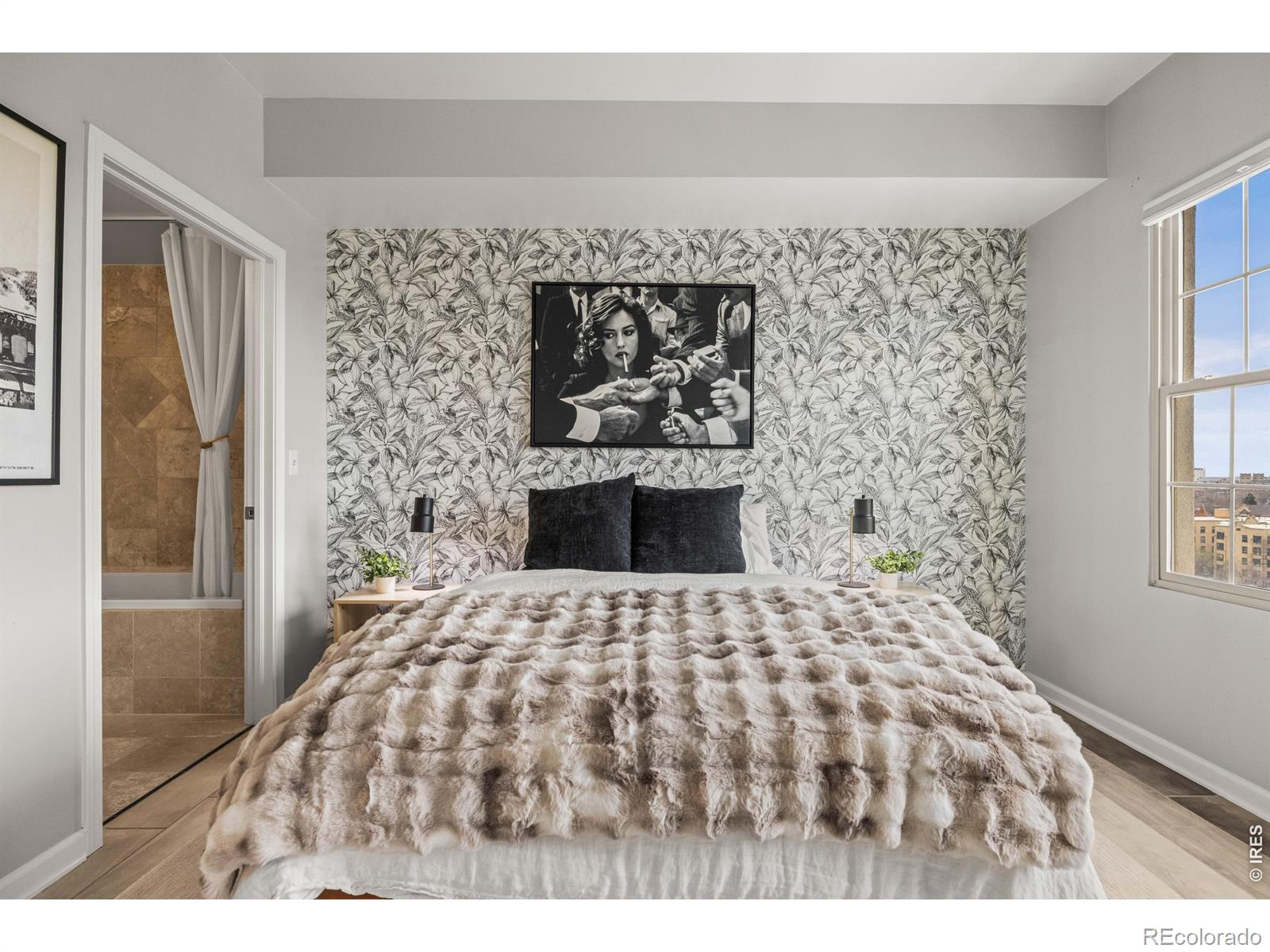 MLS Image #13 for 975 n lincoln street,denver, Colorado