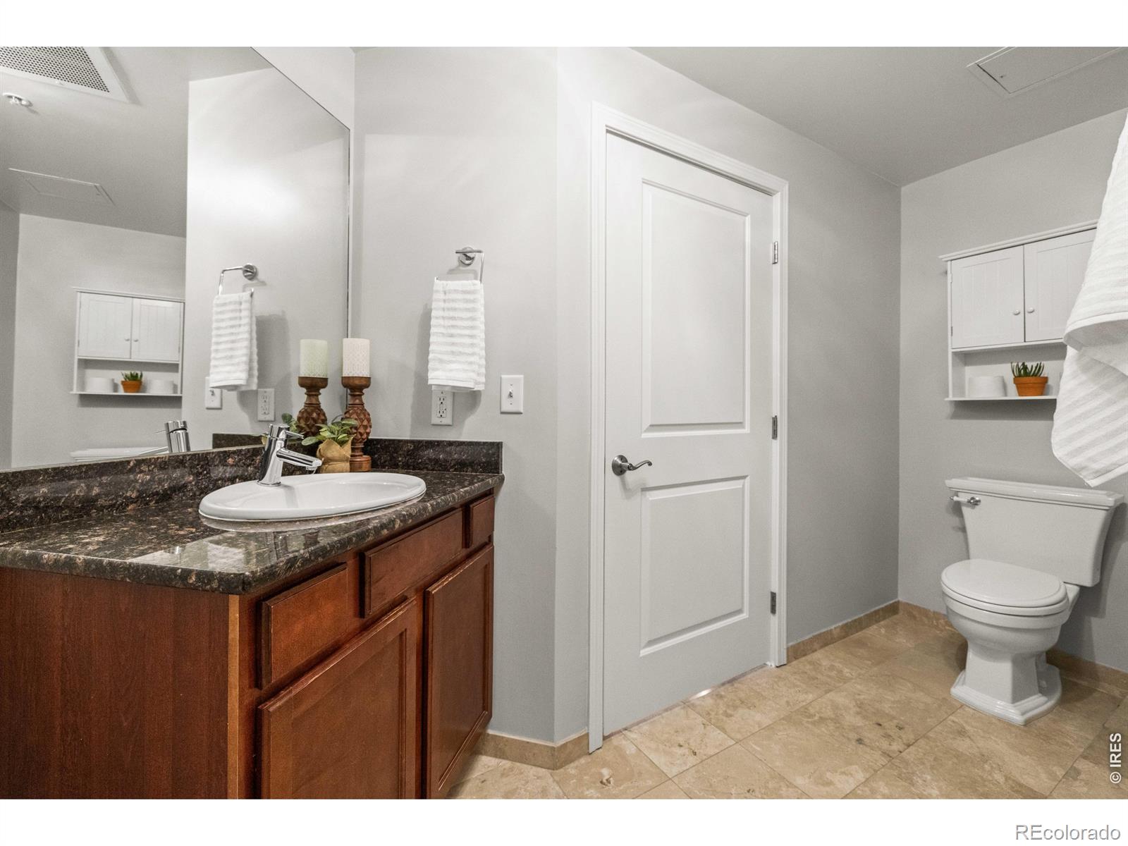 MLS Image #19 for 975 n lincoln street,denver, Colorado