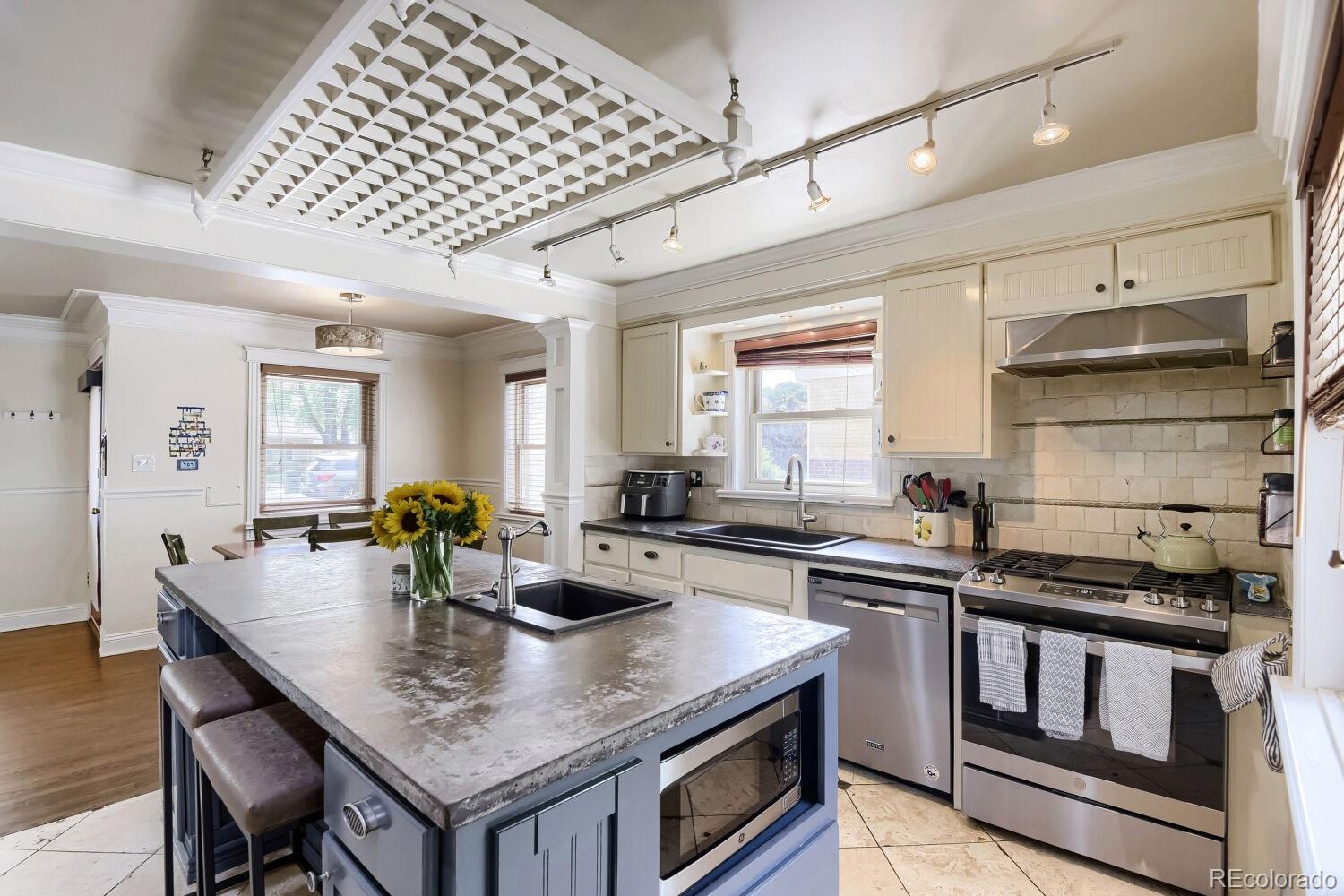 MLS Image #12 for 3451 s fairfax street,denver, Colorado