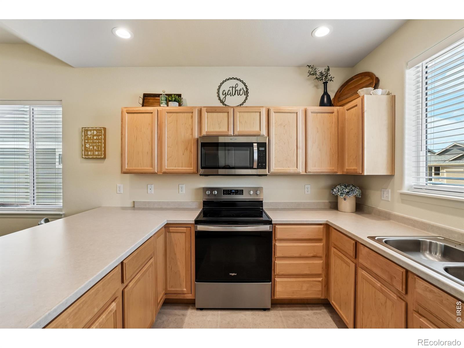 MLS Image #13 for 2336  golden way,windsor, Colorado