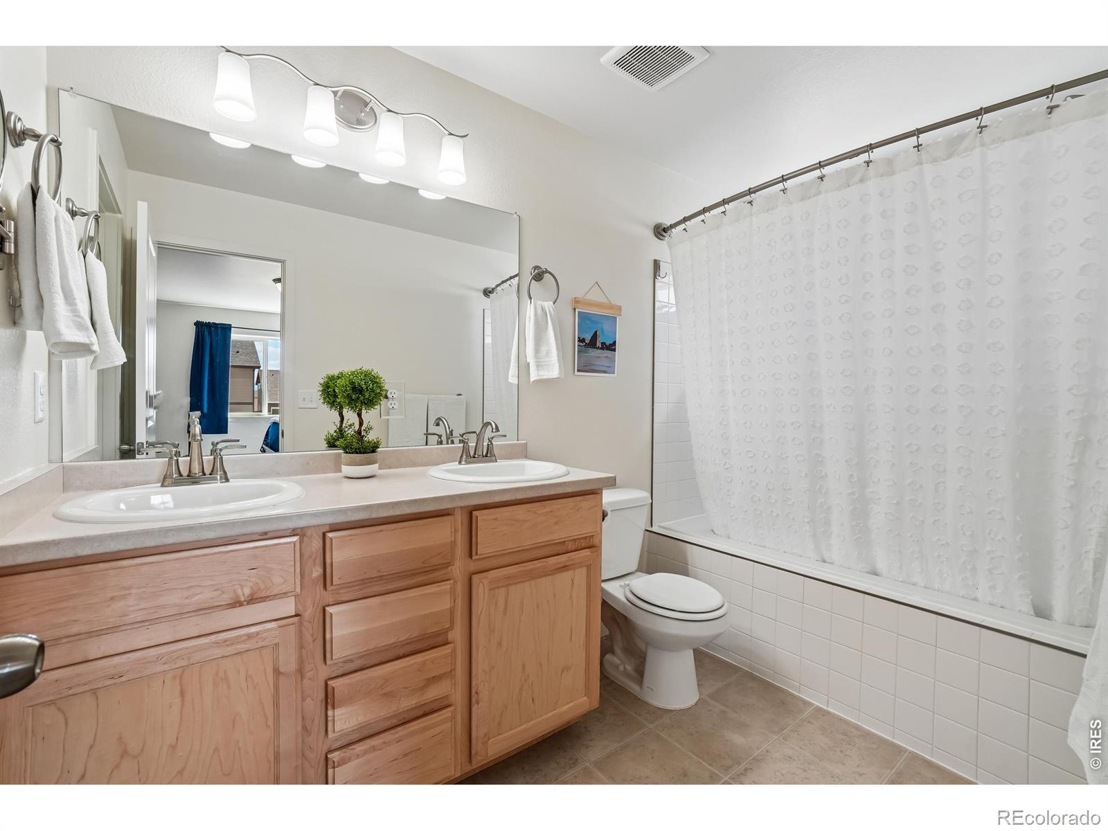 MLS Image #19 for 2336  golden way,windsor, Colorado