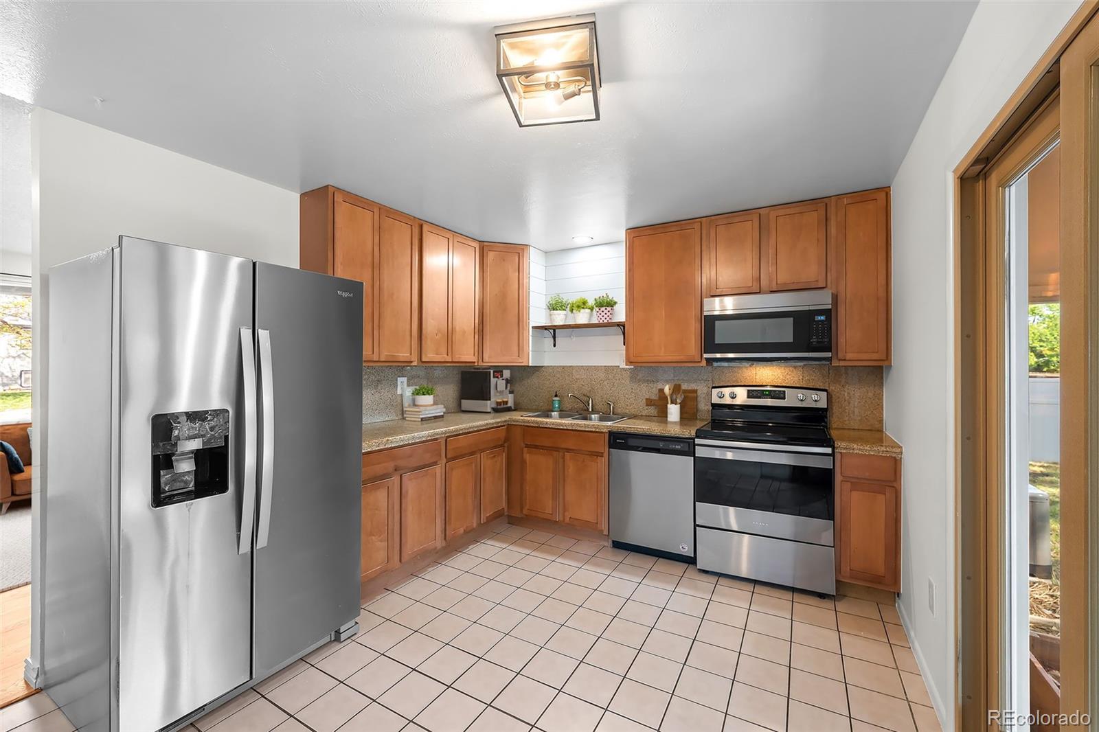 MLS Image #11 for 3266 s helena street,aurora, Colorado