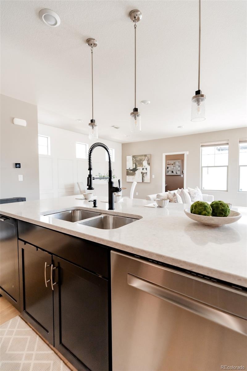 MLS Image #15 for 5706  boston court,denver, Colorado