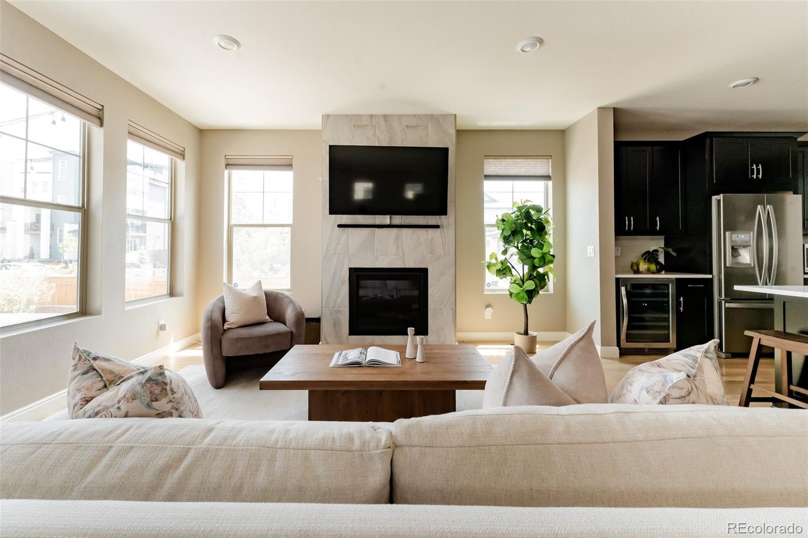MLS Image #17 for 5706  boston court,denver, Colorado