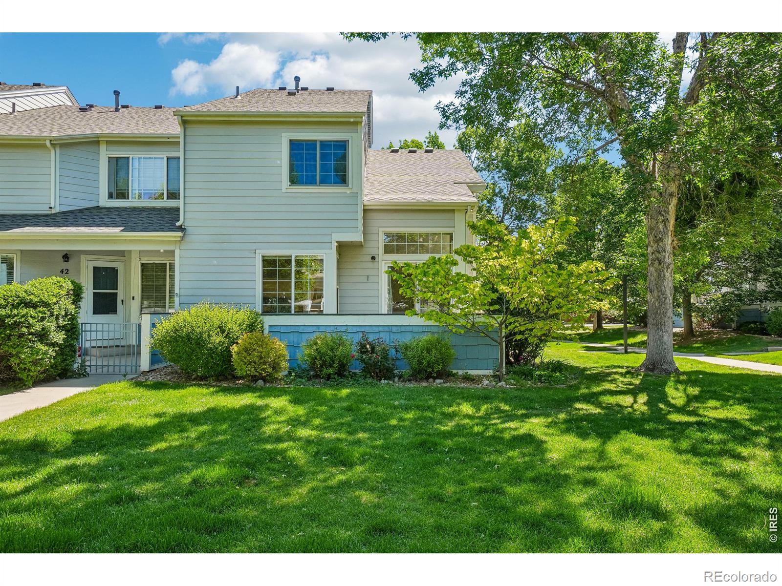 MLS Image #2 for 1419  red mountain drive,longmont, Colorado