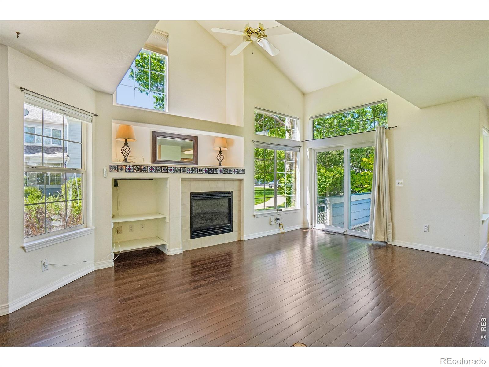 MLS Image #7 for 1419  red mountain drive,longmont, Colorado