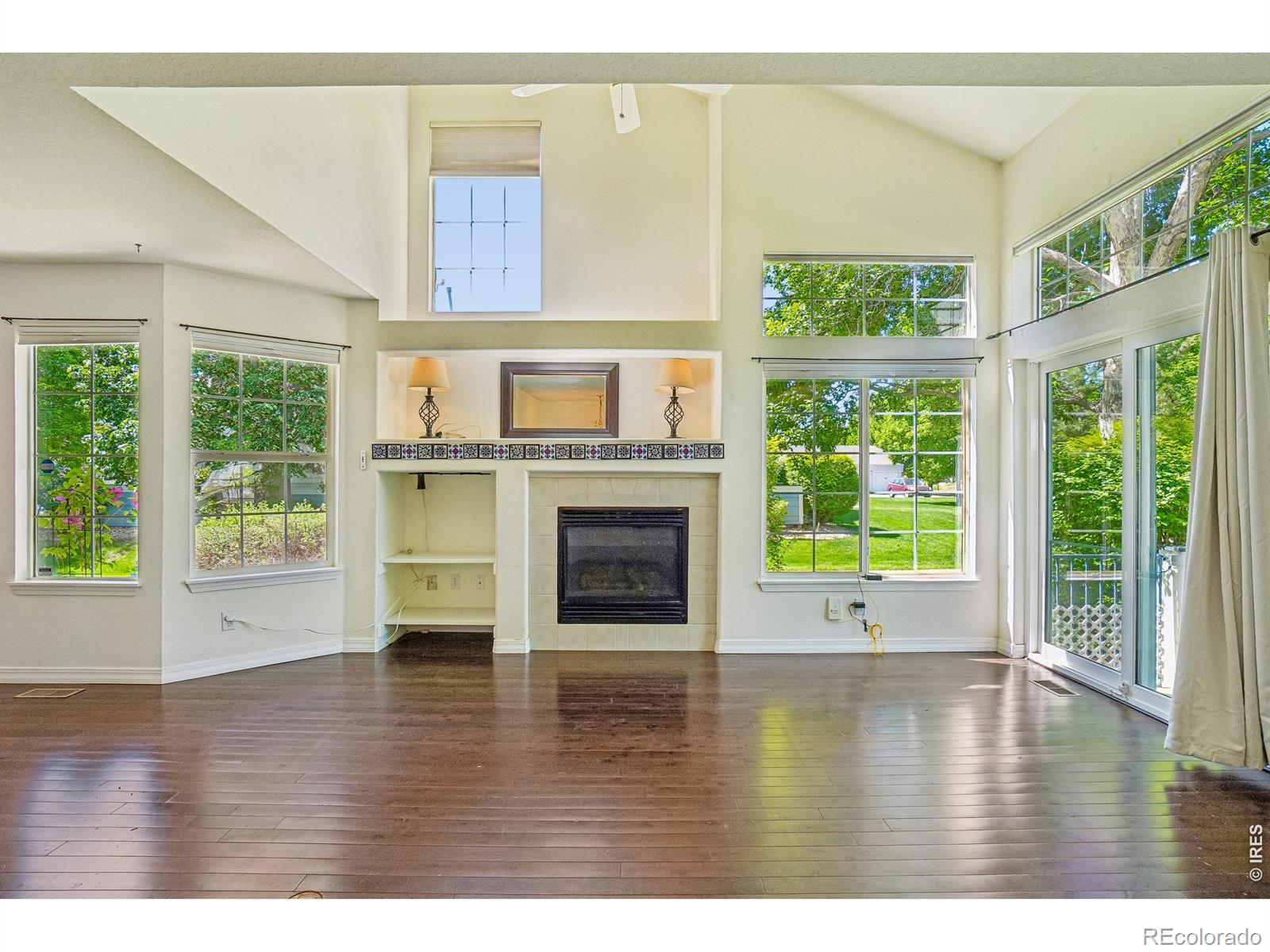 MLS Image #8 for 1419  red mountain drive,longmont, Colorado