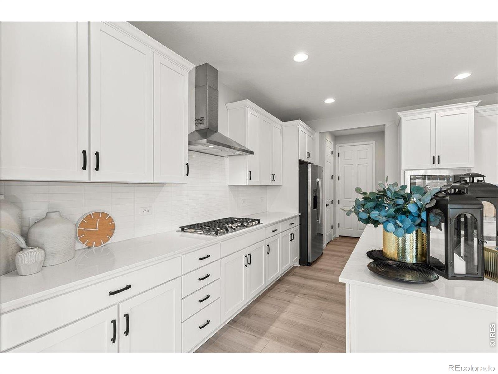 MLS Image #15 for 946  rustling street,windsor, Colorado