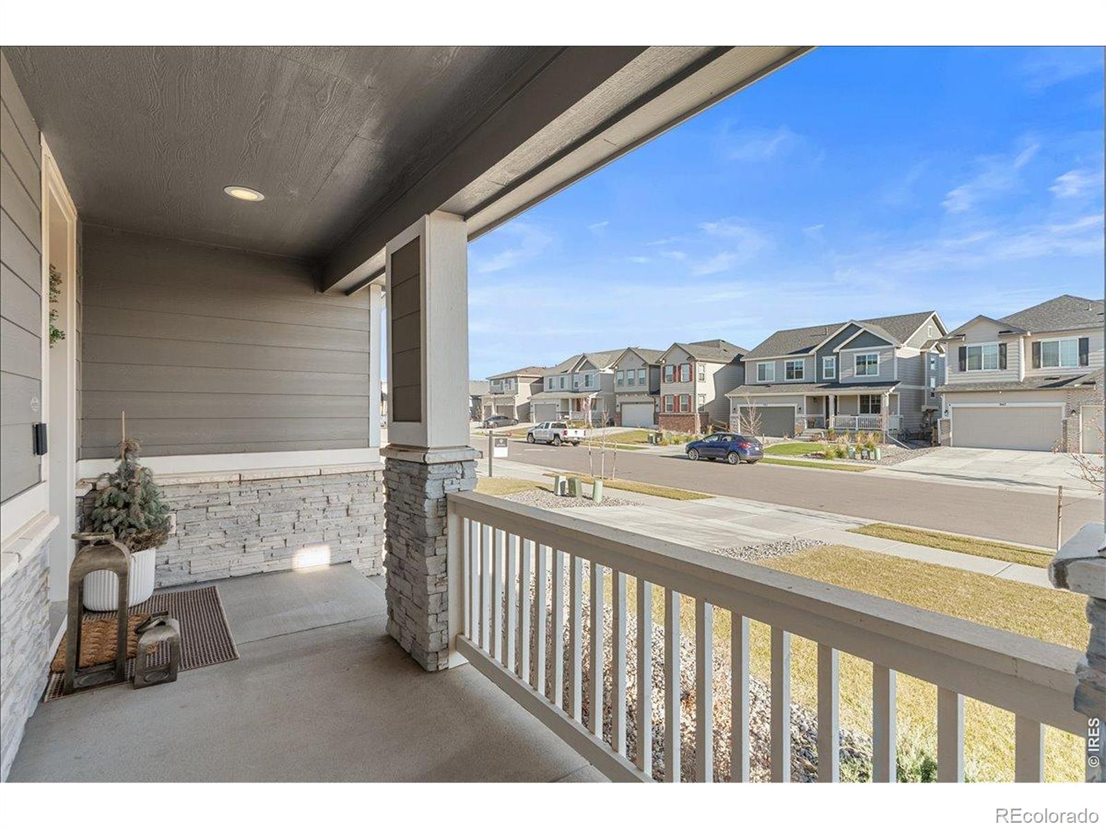 MLS Image #3 for 946  rustling street,windsor, Colorado