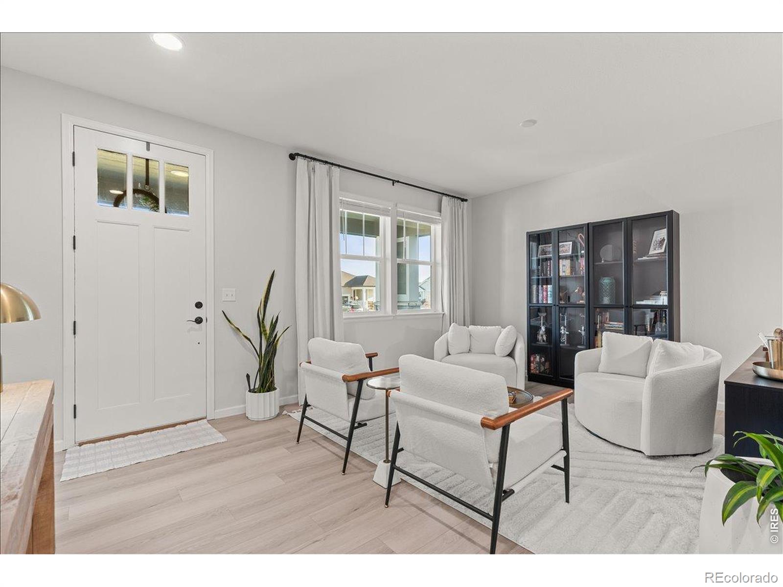 MLS Image #7 for 946  rustling street,windsor, Colorado