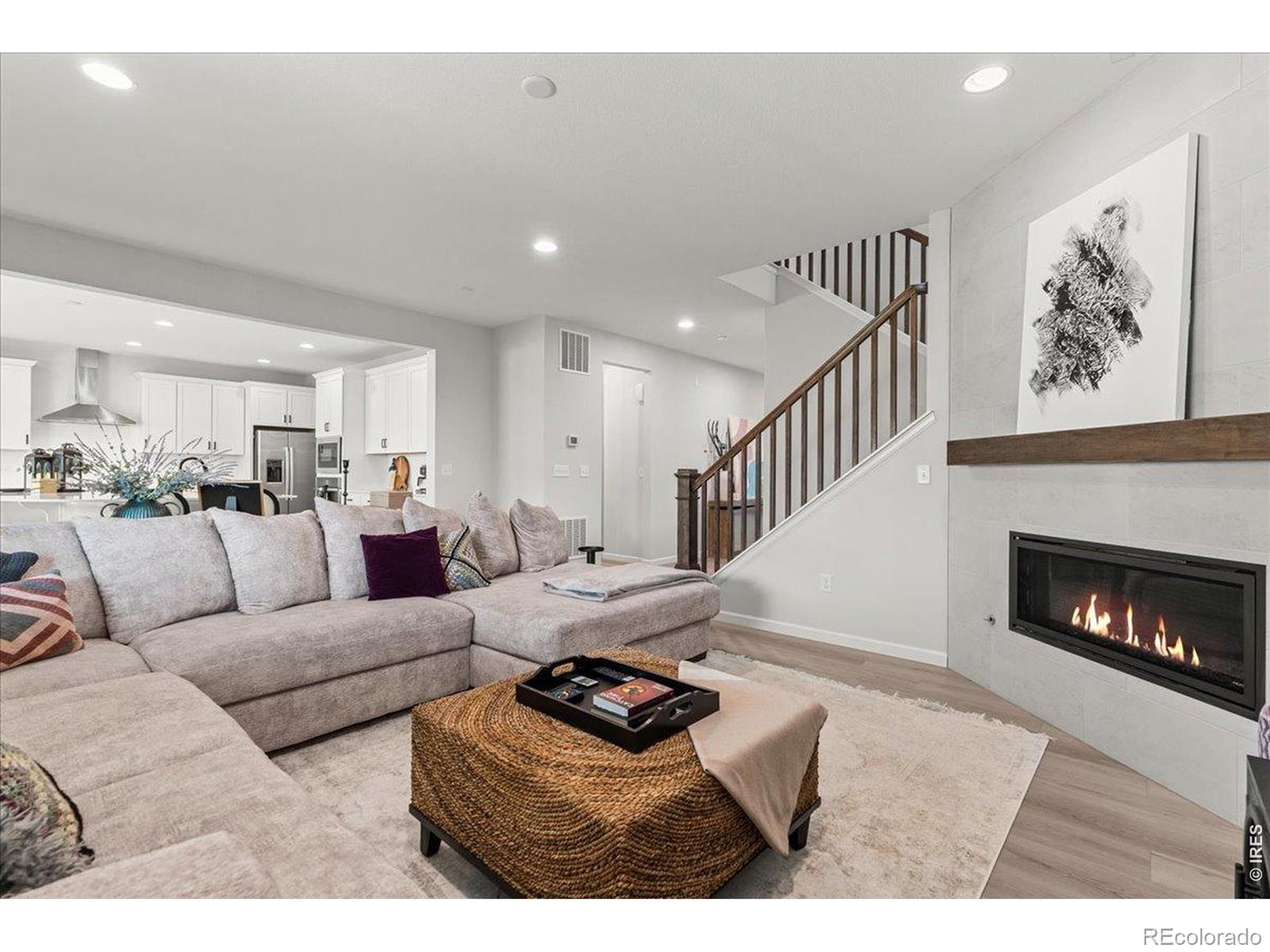 MLS Image #8 for 946  rustling street,windsor, Colorado