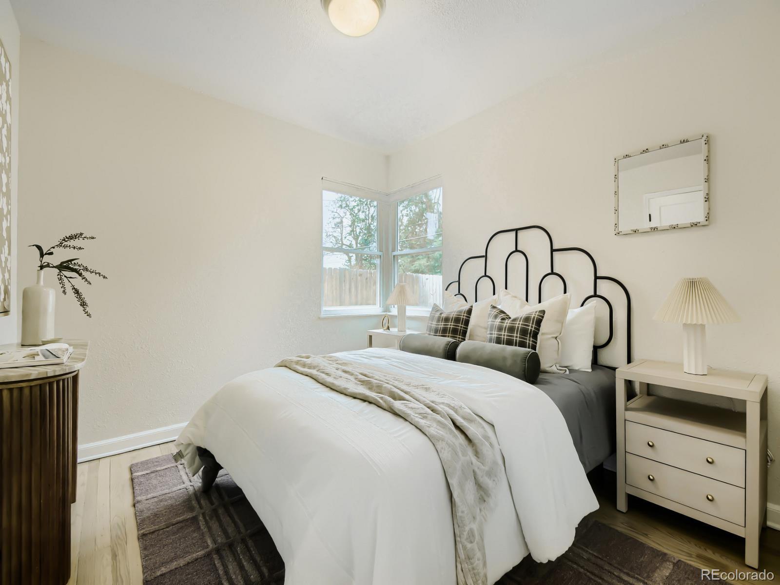 MLS Image #19 for 2431  oneida street,denver, Colorado