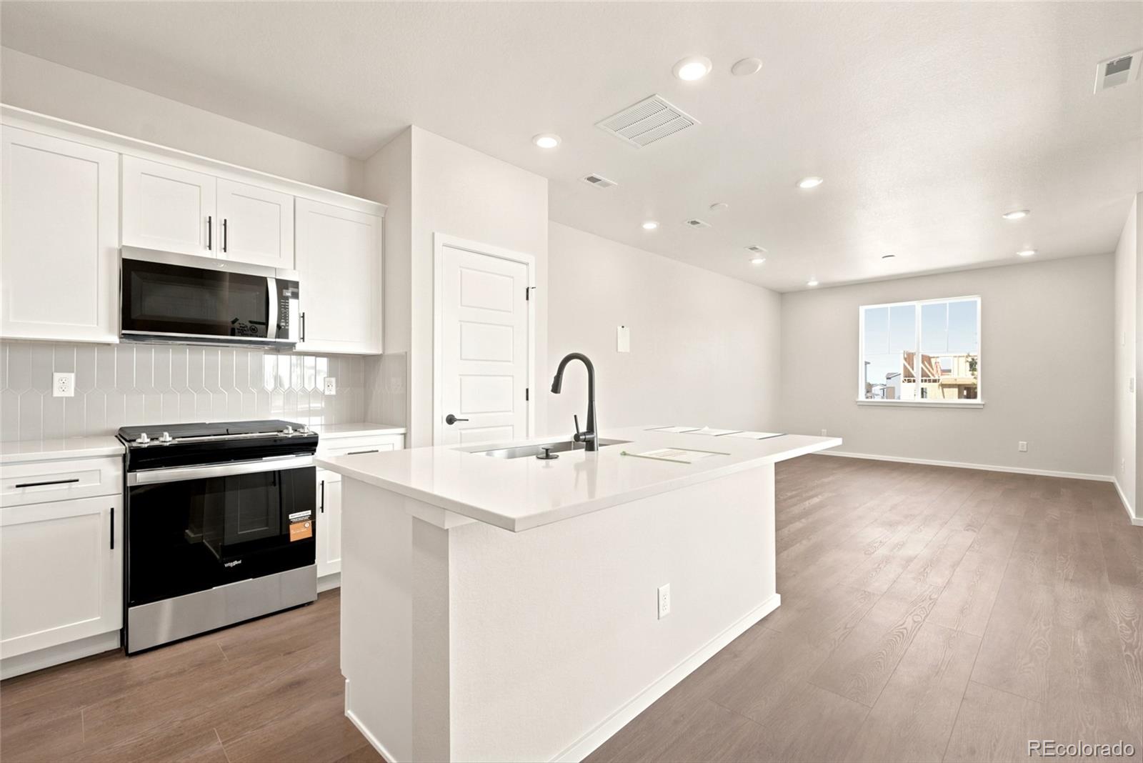 MLS Image #8 for 466 n bently street,watkins, Colorado