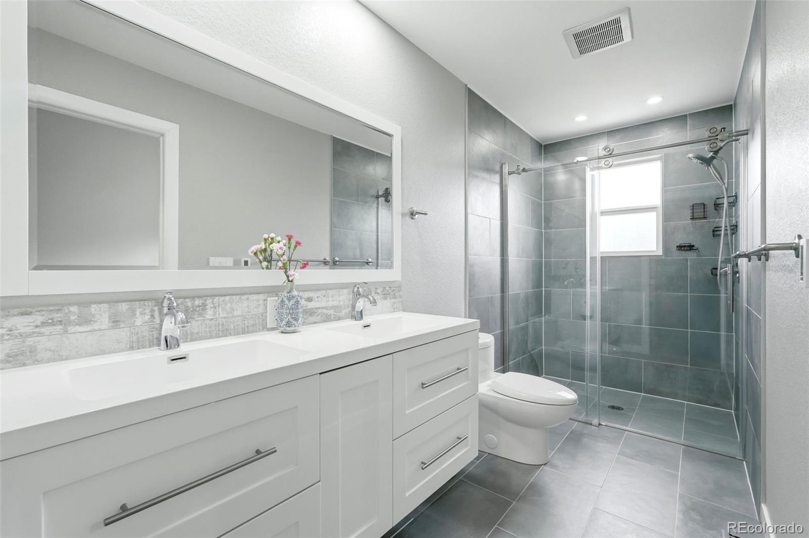 MLS Image #5 for 857 e 132nd drive,thornton, Colorado