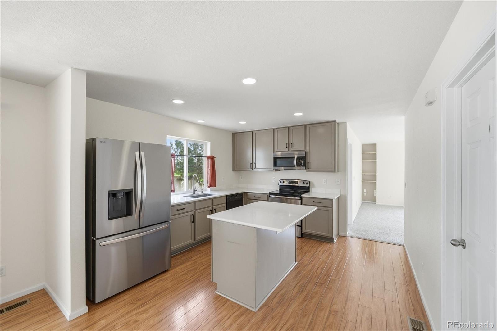 MLS Image #6 for 3925  kenwood circle,johnstown, Colorado